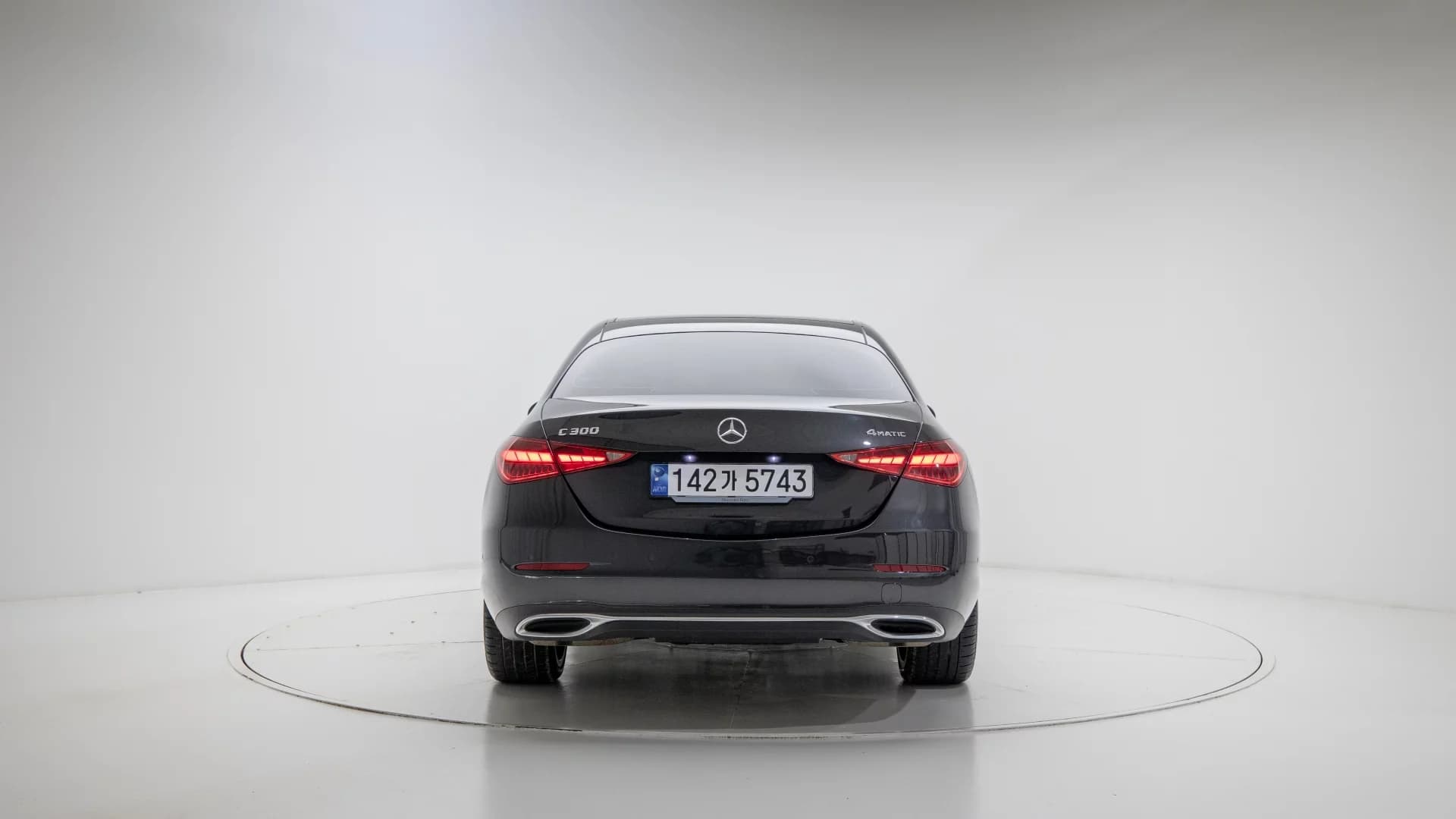 Mercedes-Benz C-Class C300 4MATIC Avantgarde, 2023 г. 9412 км. — фото 4