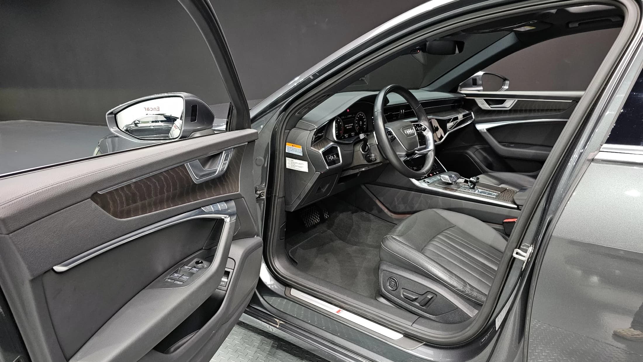 Audi A6 45 TFSI Quattro Premium, 2022 г. 89076 км. — фото 11