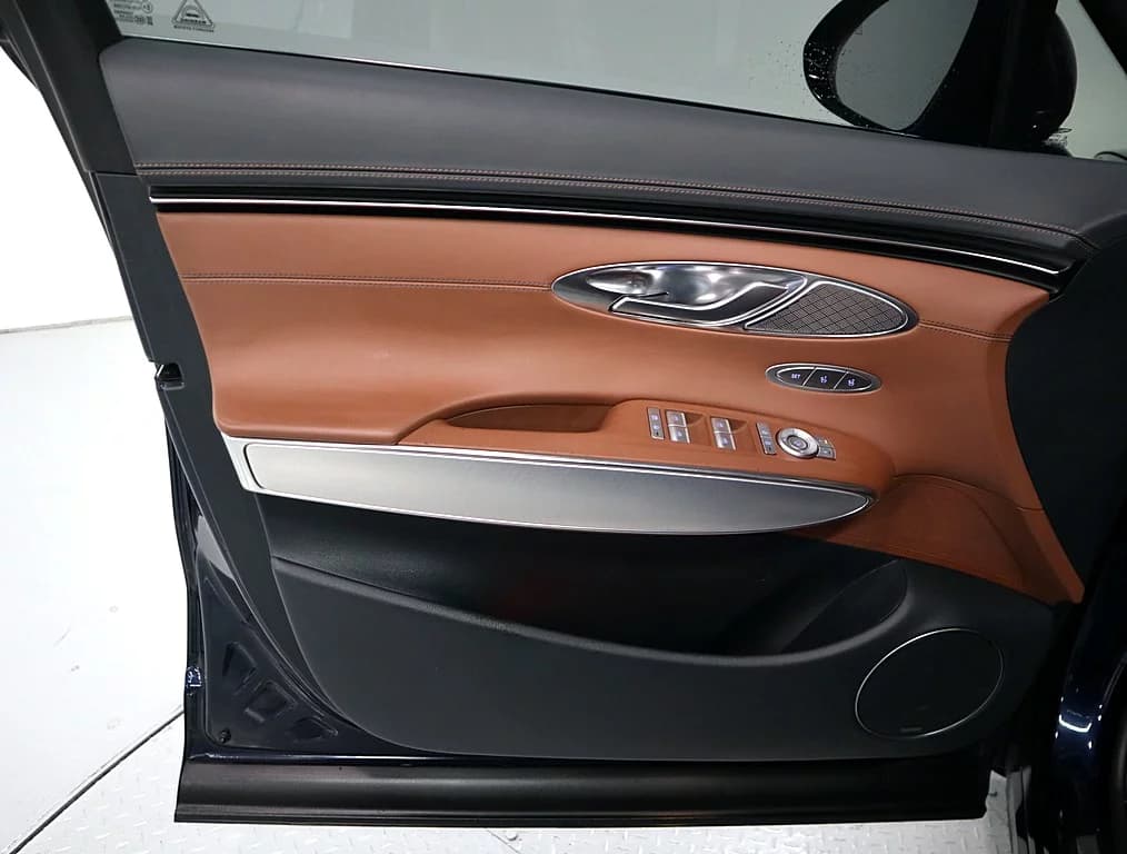 Genesis GV70 2.5T Gasoline AWD, 2021 г. 59380 км. — фото 15