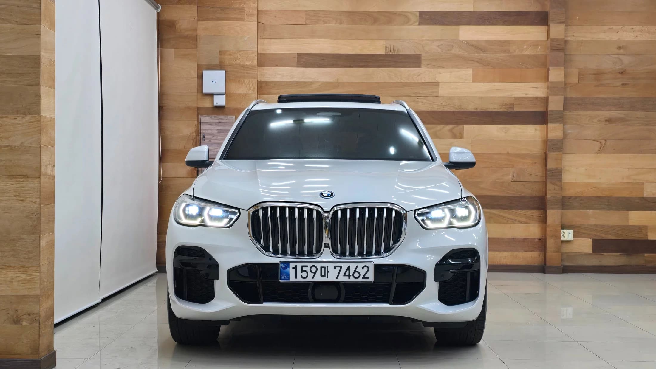BMW X5 xDrive 45e M Sport, гибрид, 2022 г. 64453 км. — фото 3