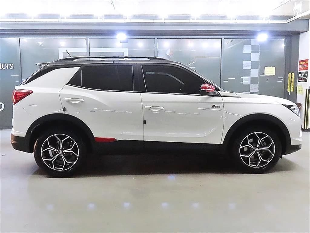 SsangYong KORANDO Gasoline 1.5 2WD R-Plus, 2021 г. 54650 км. — фото 3