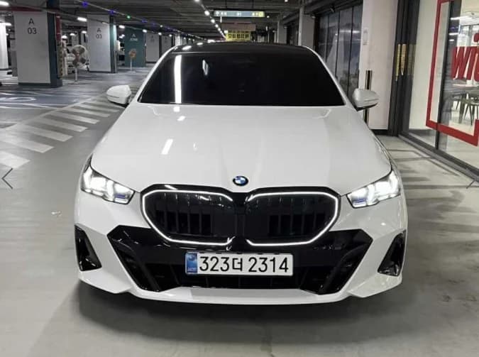 BMW 5-Series 530i xDrive M Sport Pro Special Edition, 2024 г. 30055 км.