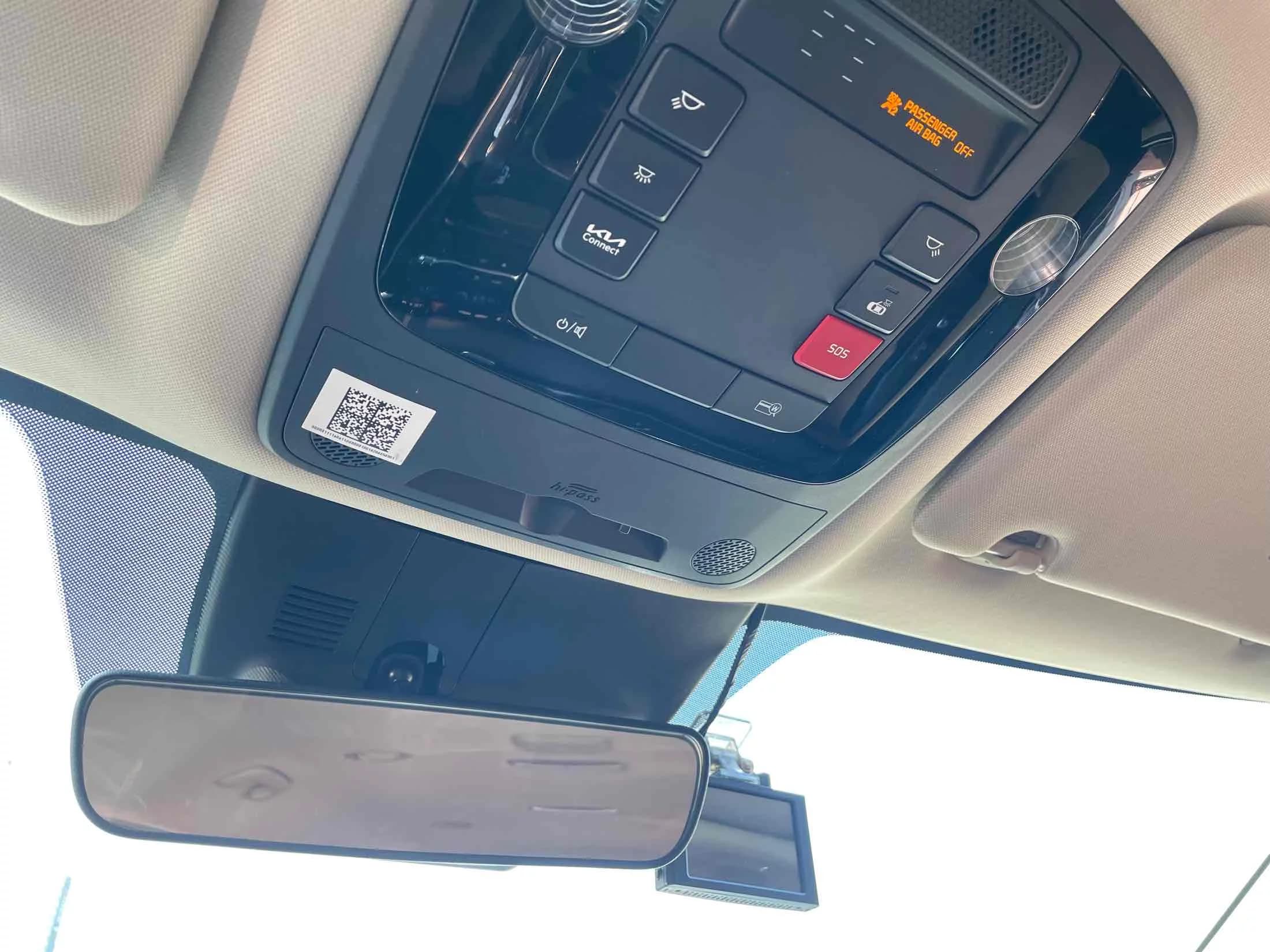 Kia Carnival 9-Seater Prestige, 2023 г. 57093 км. — фото 12