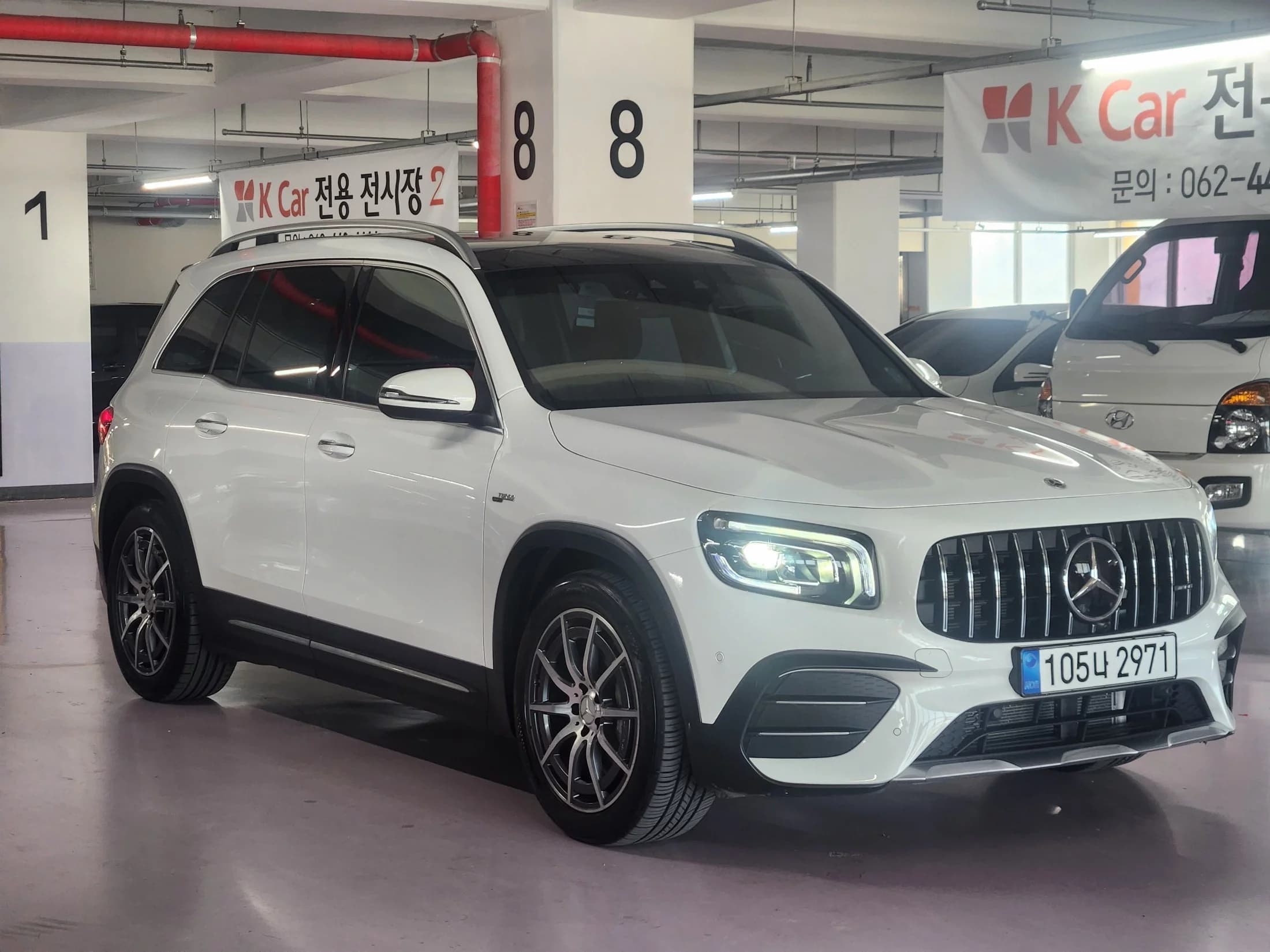 Mercedes-Benz GLB-Class AMG GLB35 4MATIC, 2022 г. 21576 км. — фото 3