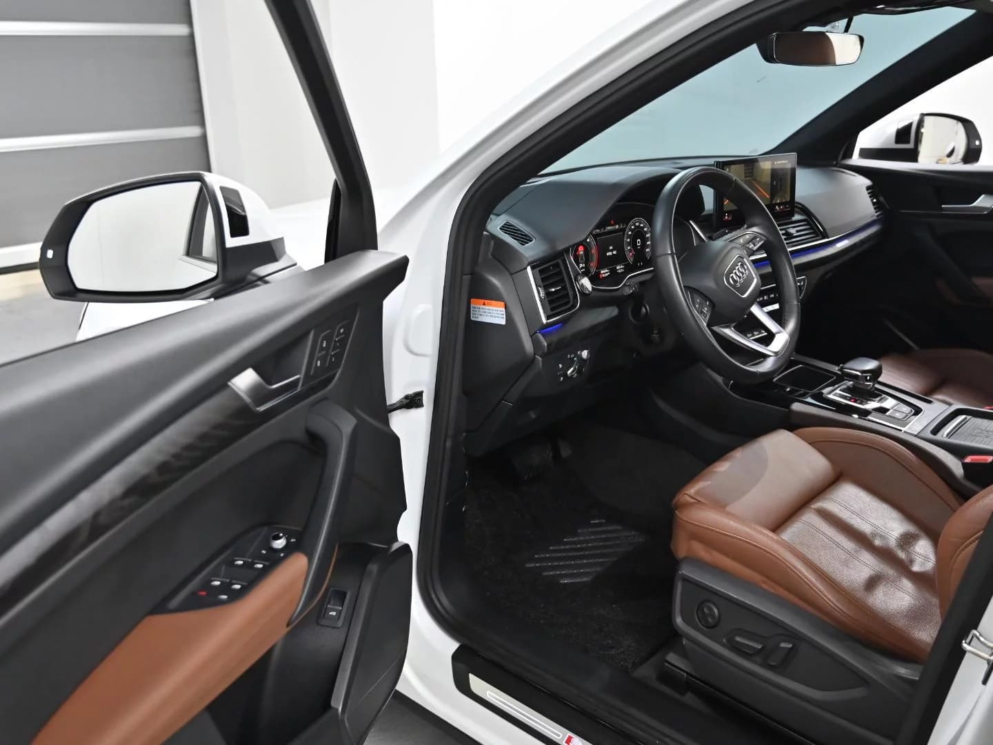 Audi Q5 40 TDI Quattro Premium, 2022 г. 88394 км. — фото 11