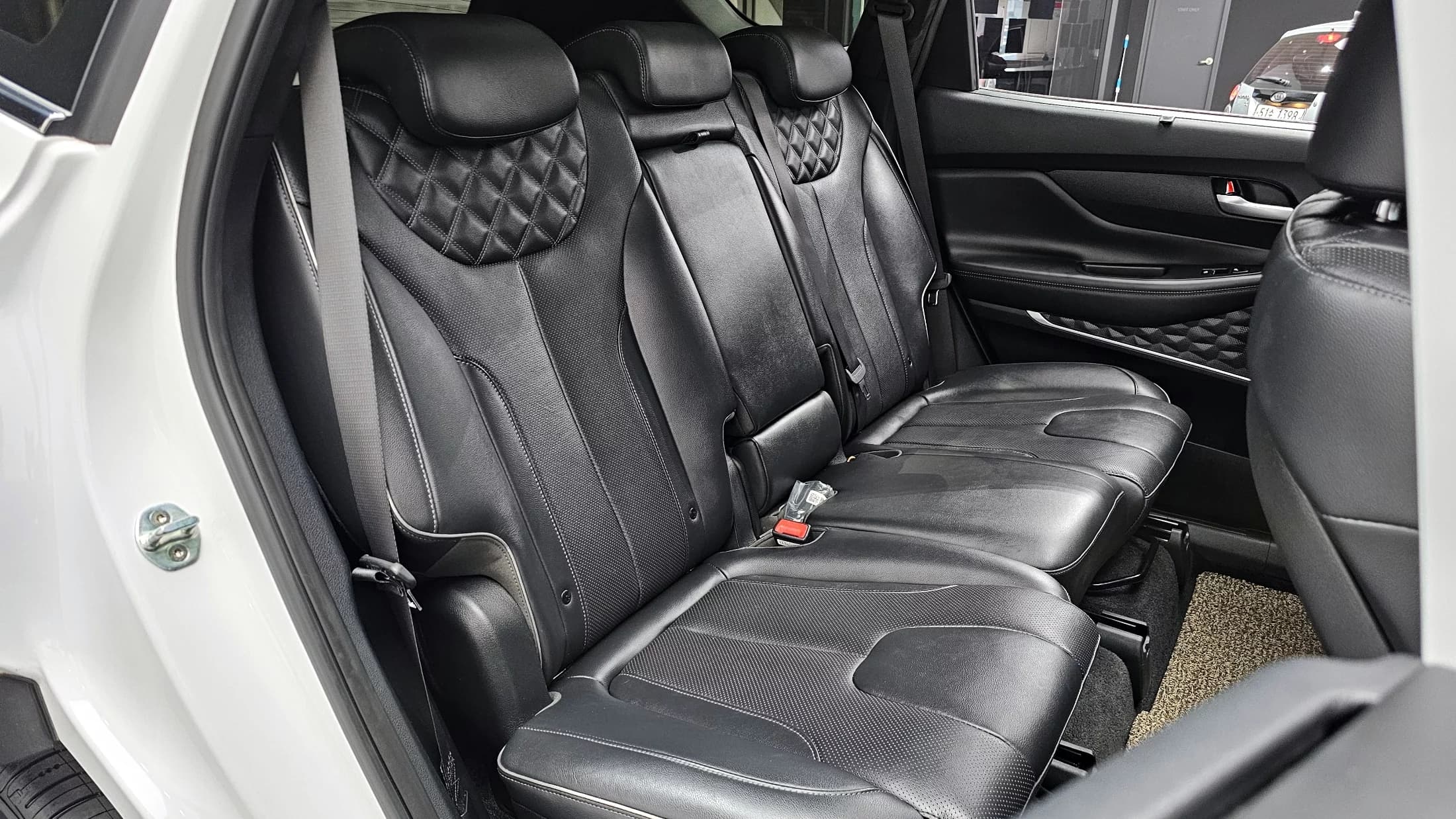 Hyundai Santa Fe Diesel 2.2 2WD Prestige, 2021 г. 66580 км. — фото 12