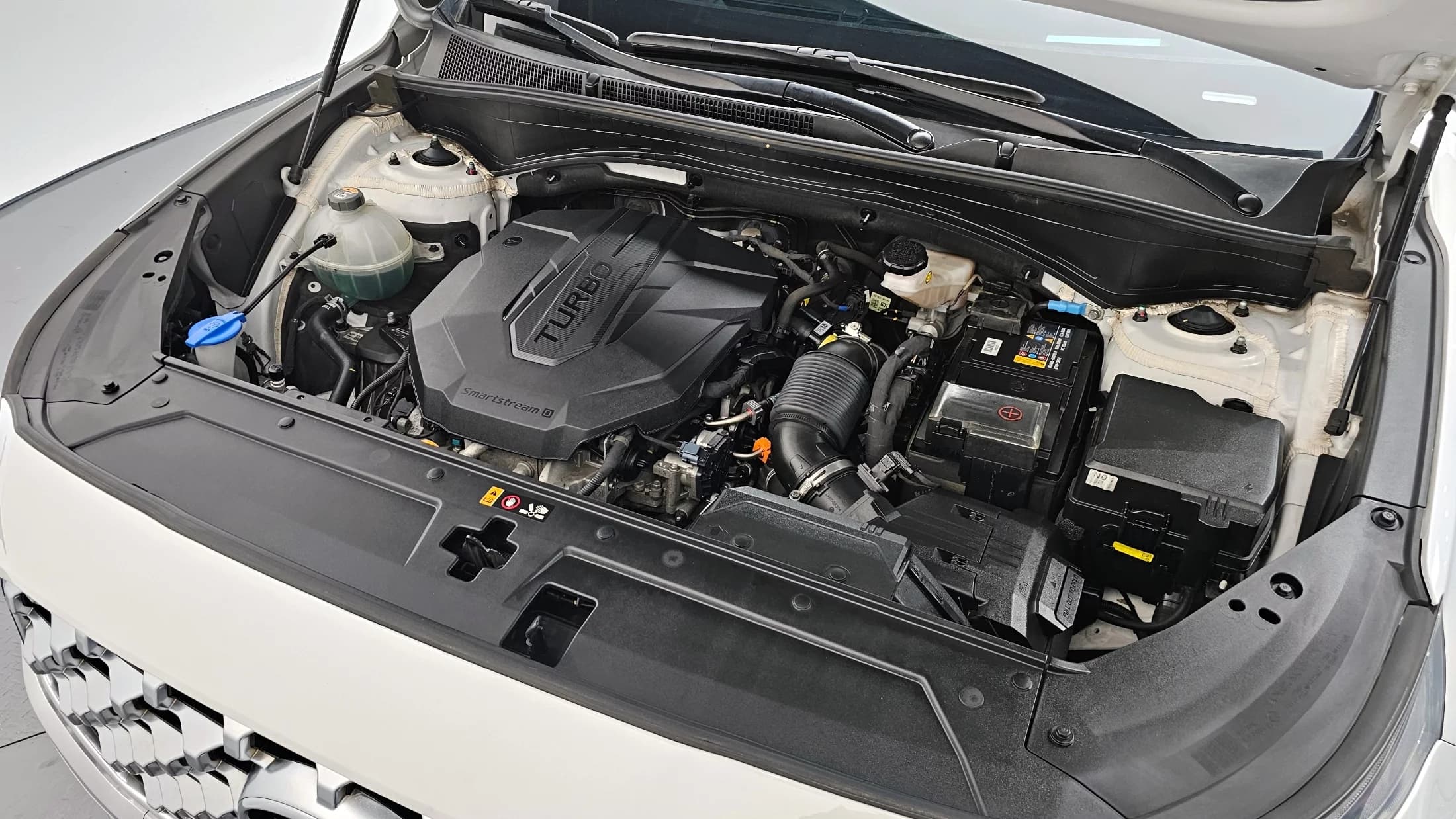 Hyundai Santa Fe Diesel 2.2 2WD Prestige, 2021 г. 66580 км. — фото 6