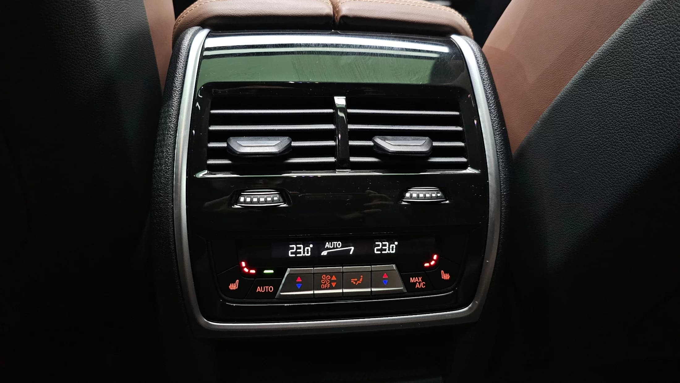BMW X6 xDrive40i M Sport, 2022 г. 33230 км. — фото 12