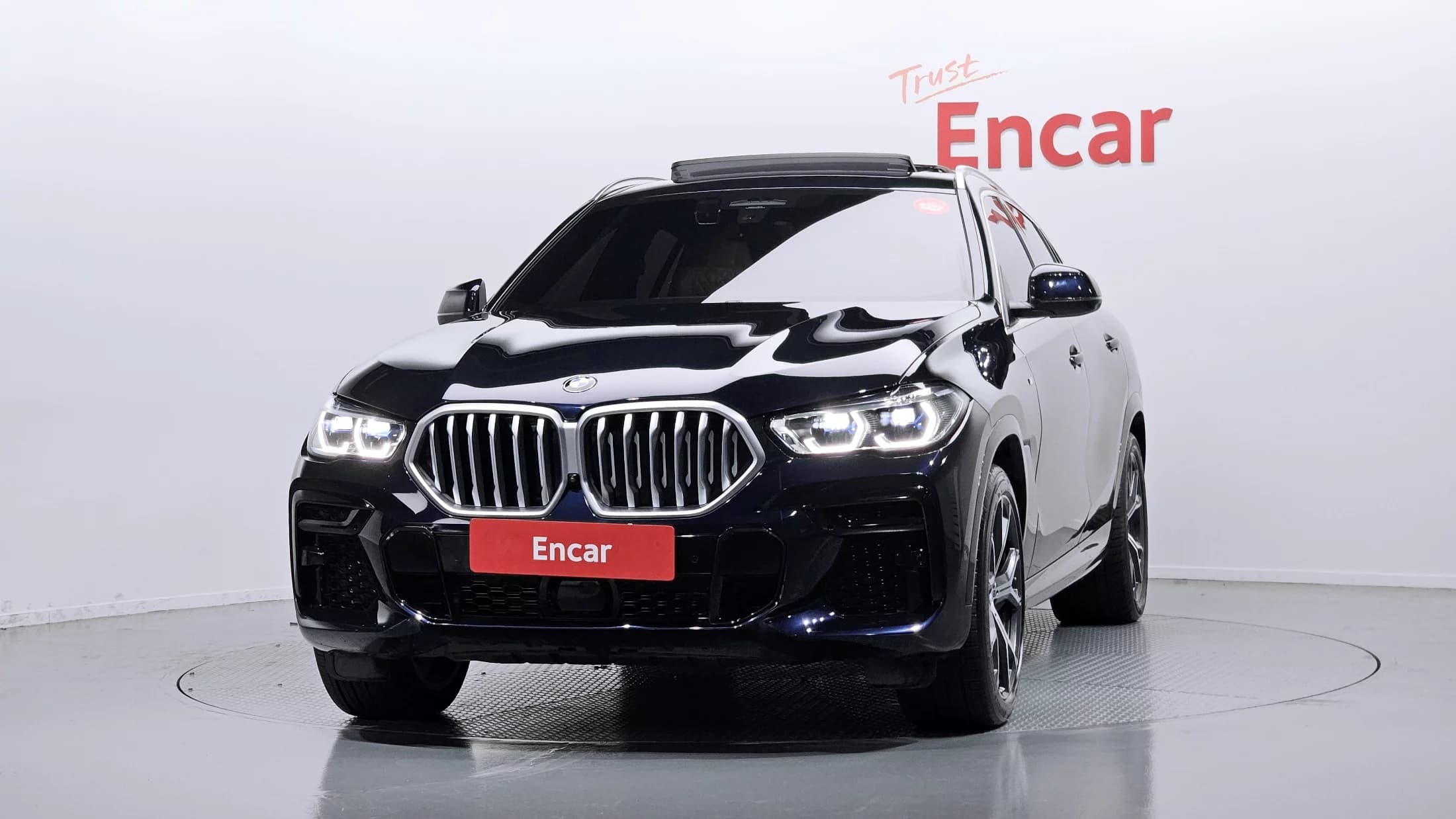 BMW X6 xDrive40i M Sport, 2022 г. 33230 км. — фото 3