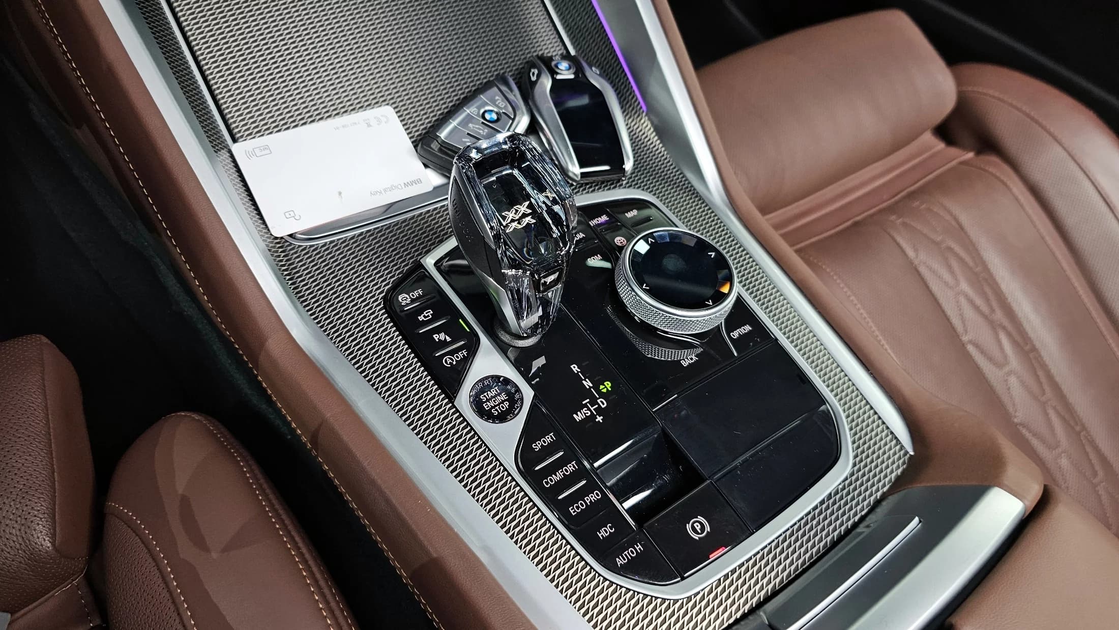 BMW X6 xDrive40i M Sport, 2022 г. 33230 км. — фото 9