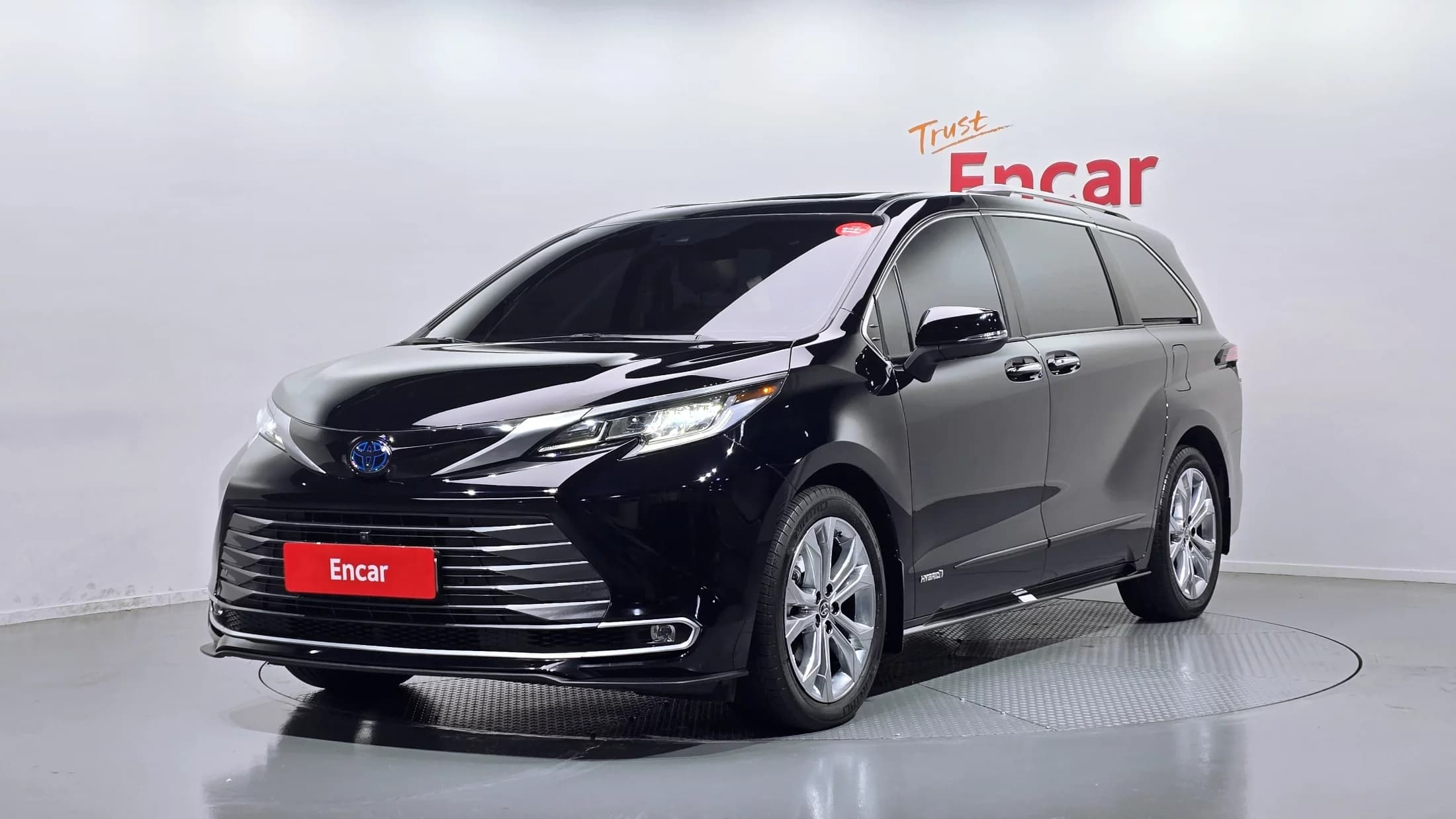 Toyota SIENNA 2.5 Hybrid 2WD, гибрид, 2021 г. 47957 км.