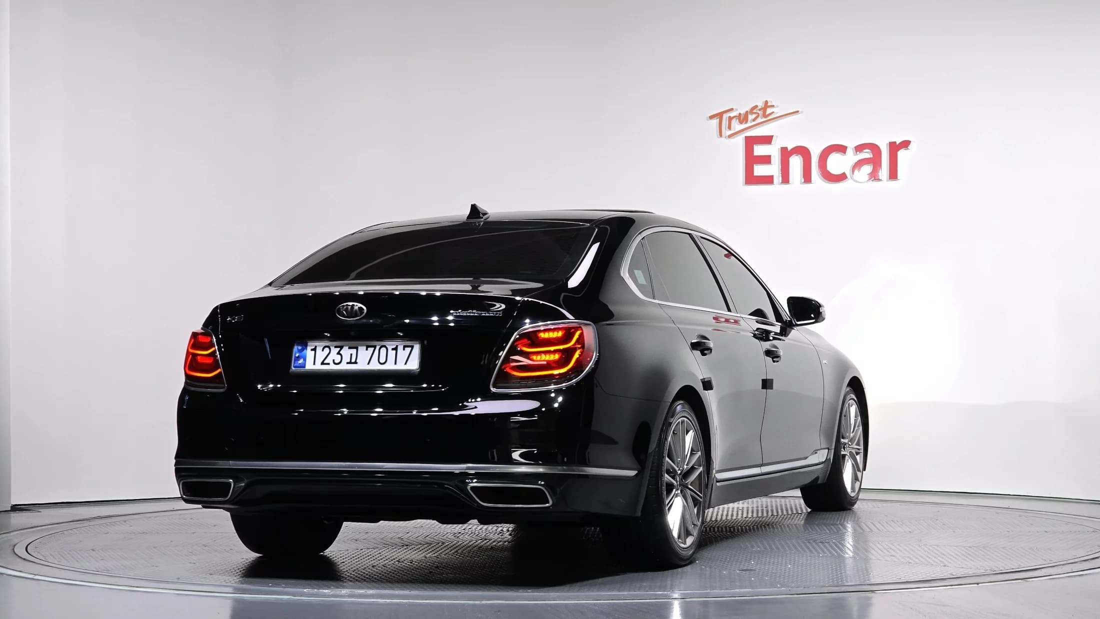 Kia K9 3.8 GDI AWD Grand Platinum, 2021 г. 88335 км. — фото 2
