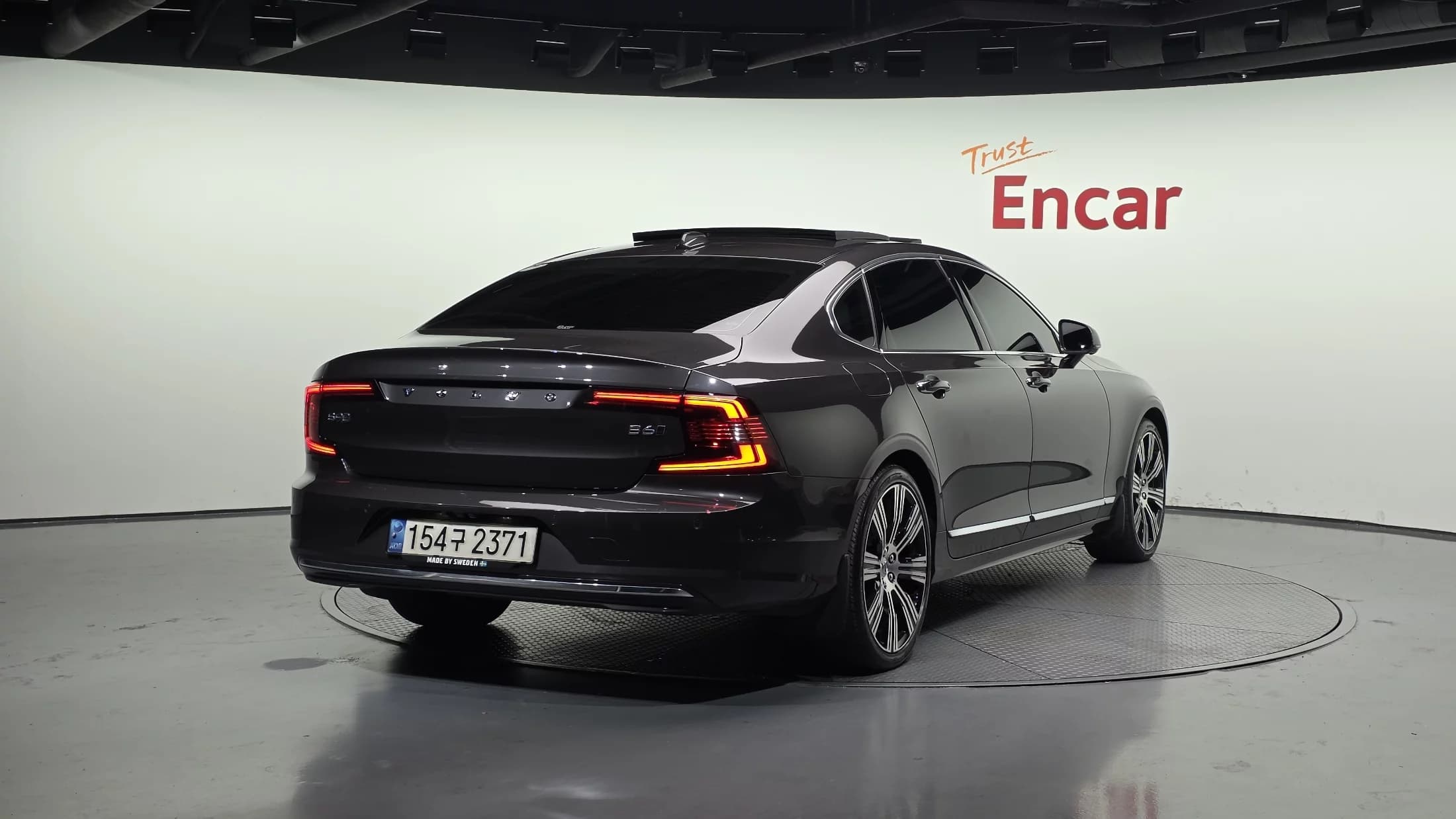 Volvo S90 B6 AWD Inscription, 2022 г. 63857 км. — фото 2
