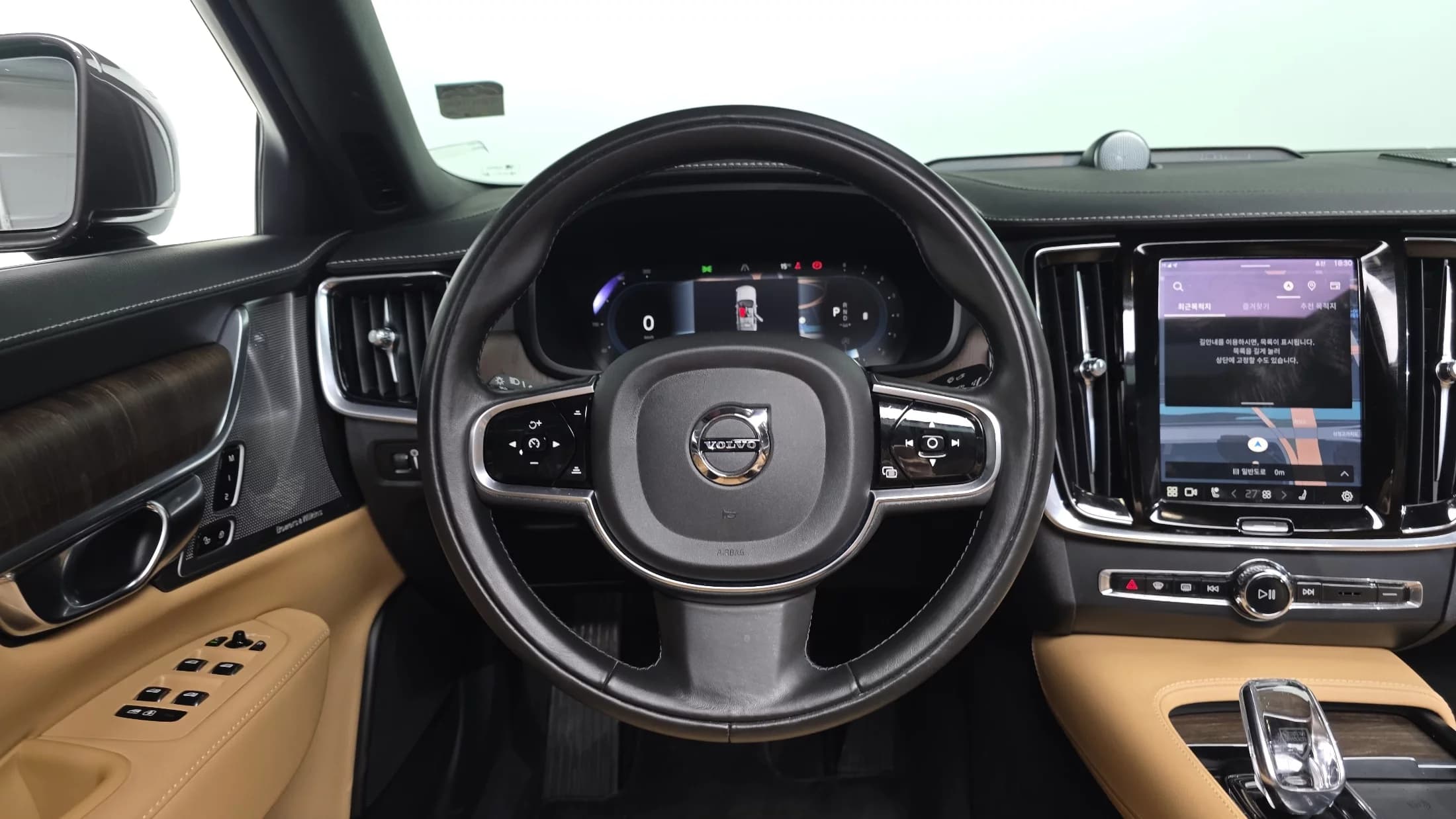 Volvo S90 B6 AWD Inscription, 2022 г. 63857 км. — фото 13