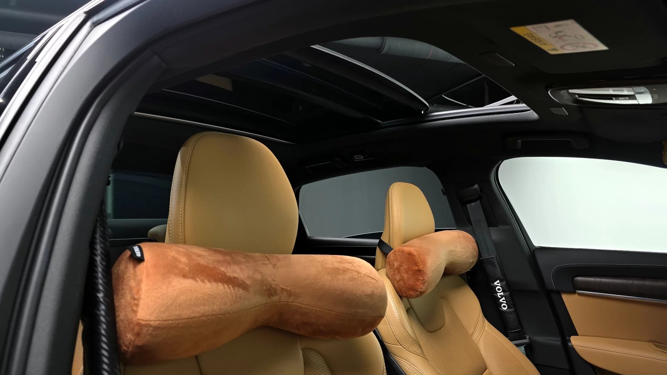 Volvo S90 B6 AWD Inscription, 2022 г. 63857 км. — фото 18
