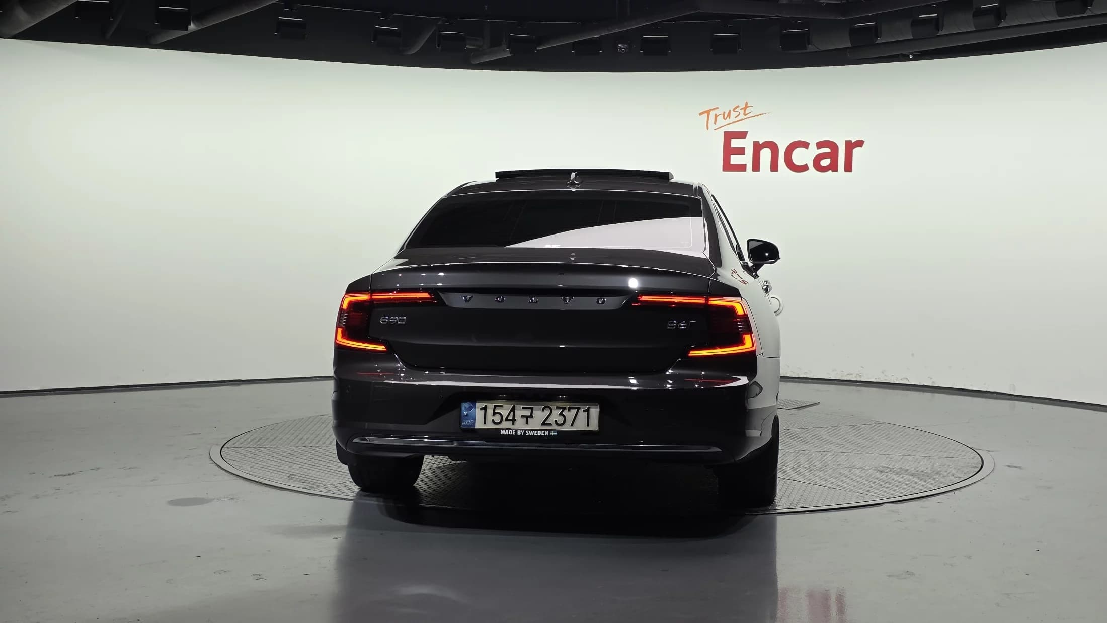 Volvo S90 B6 AWD Inscription, 2022 г. 63857 км. — фото 4