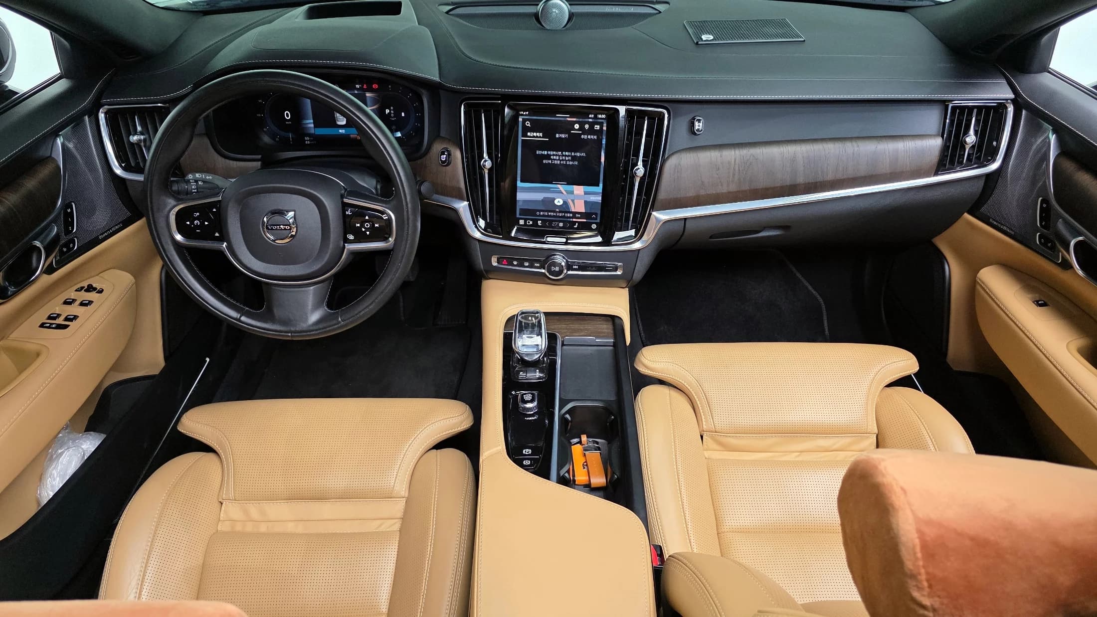 Volvo S90 B6 AWD Inscription, 2022 г. 63857 км. — фото 7