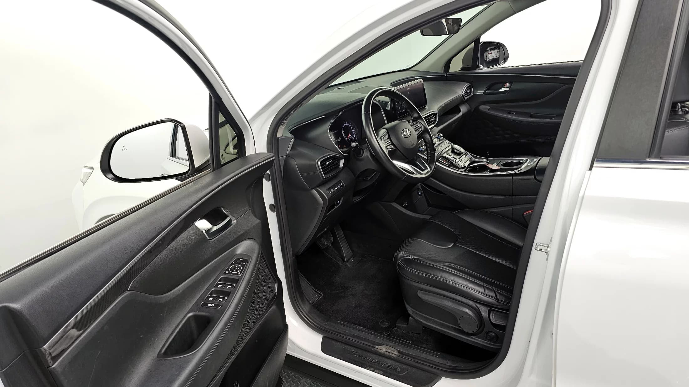 Hyundai Santa Fe Gasoline 2.5T 2WD Exclusive, 2022 г. 75081 км. — фото 10