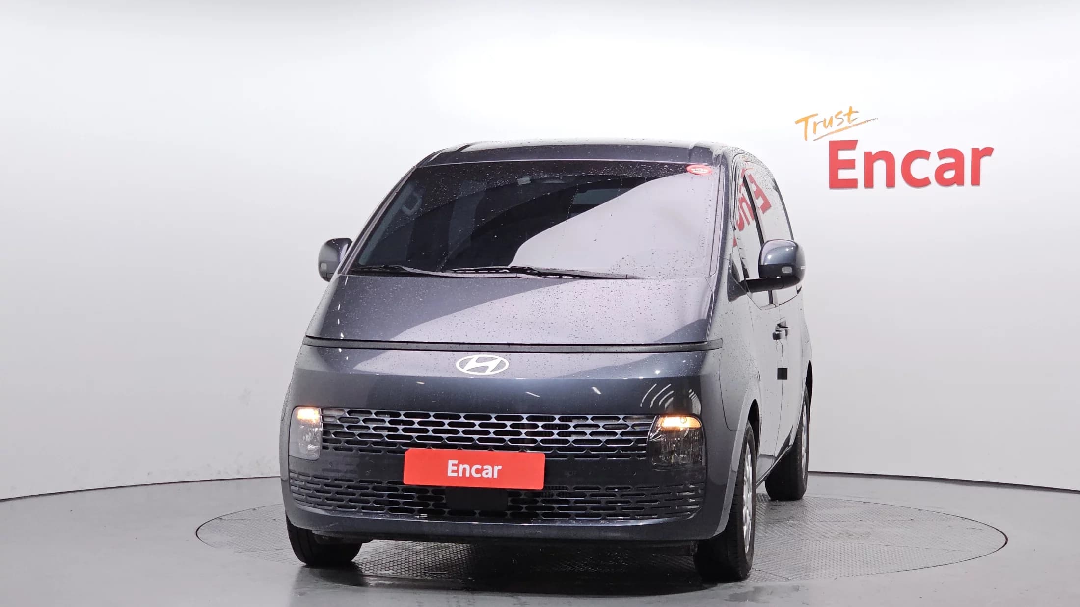 Hyundai Staria Cargo 5-Seater Modern, 2024 г. 7780 км. — фото 3