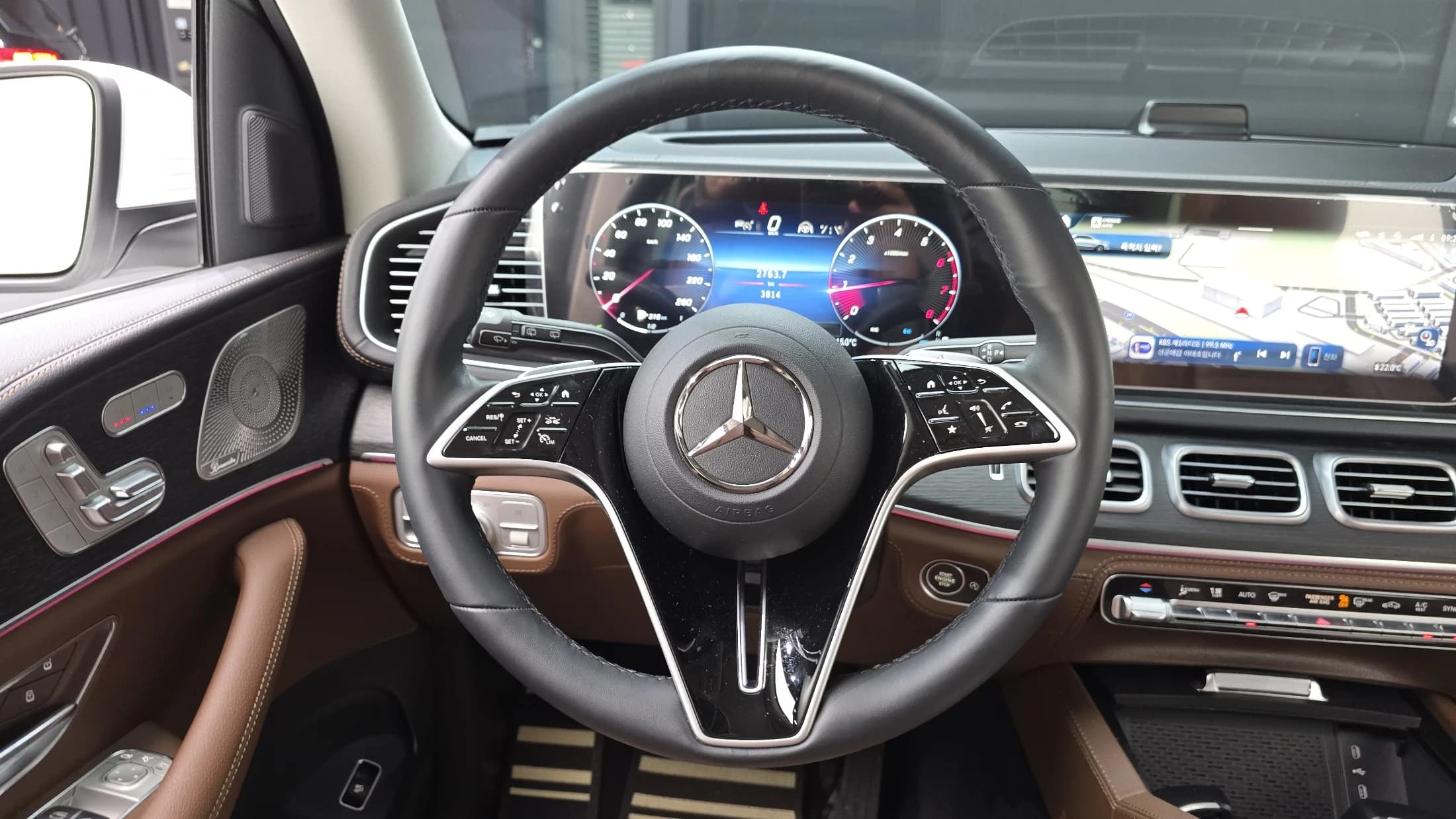 Mercedes-Benz GLE-Class GLE450 4MATIC, 2025 г. 3814 км. — фото 13