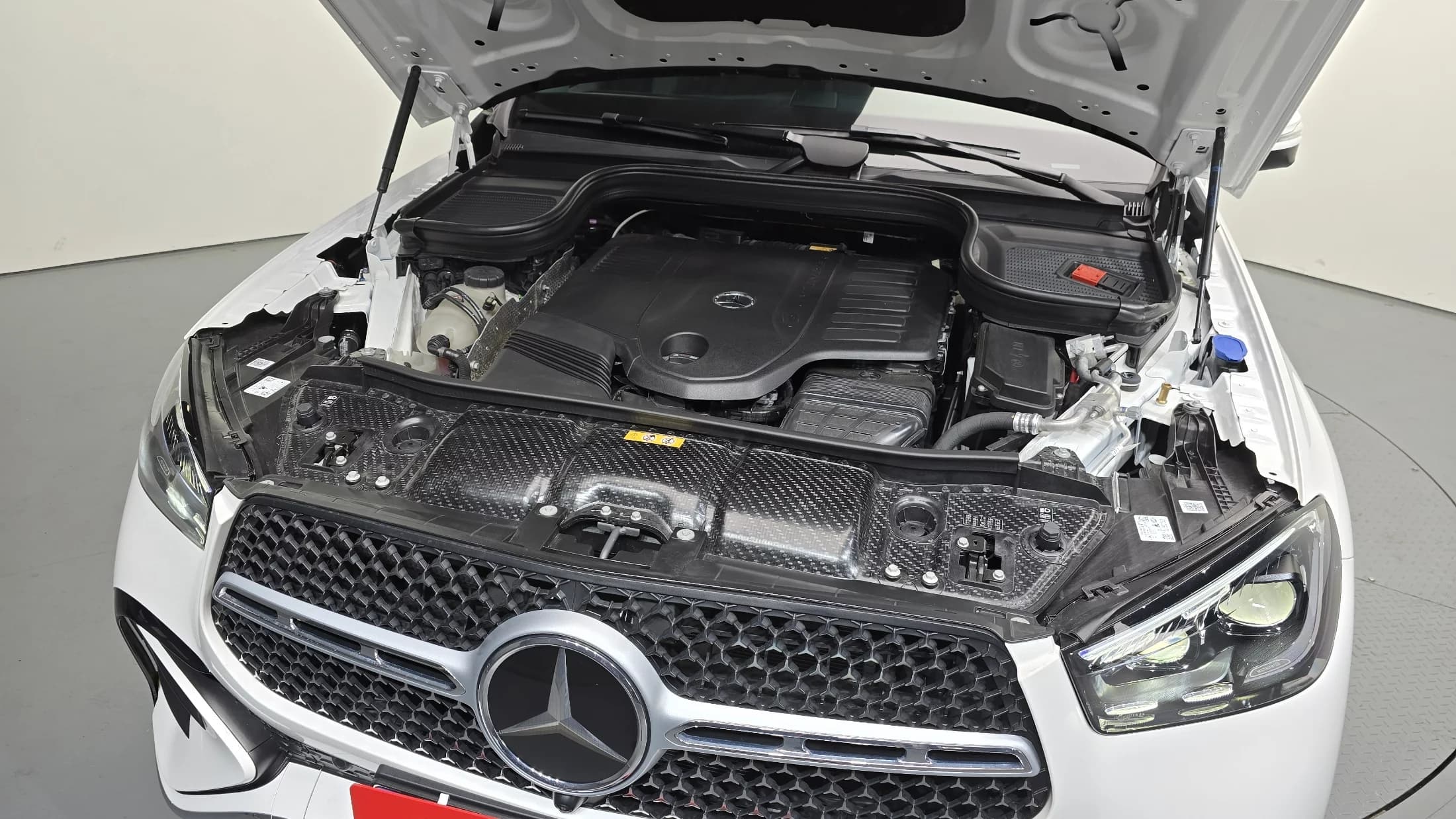 Mercedes-Benz GLE-Class GLE450 4MATIC, 2025 г. 3814 км. — фото 6