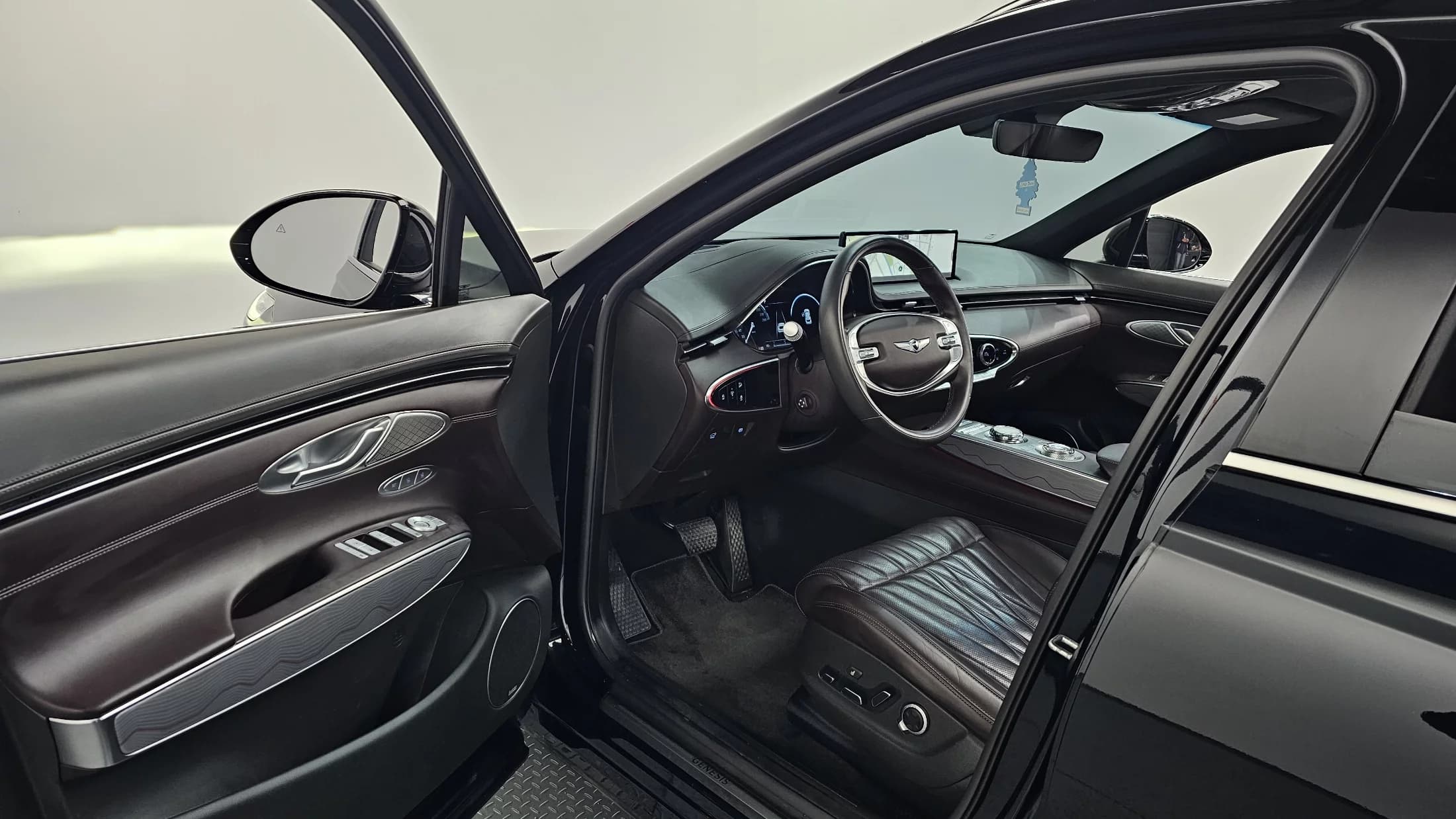 Genesis GV70 2.2 Diesel AWD, 2021 г. 50526 км. — фото 10