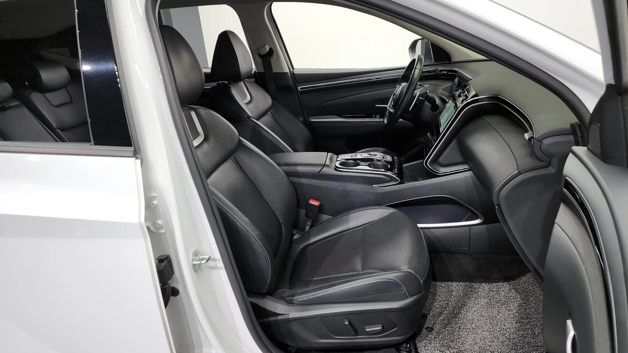 Hyundai Tucson Gasoline 1.6 Turbo 4WD Inspiration, 2022 г. 50698 км. — фото 11