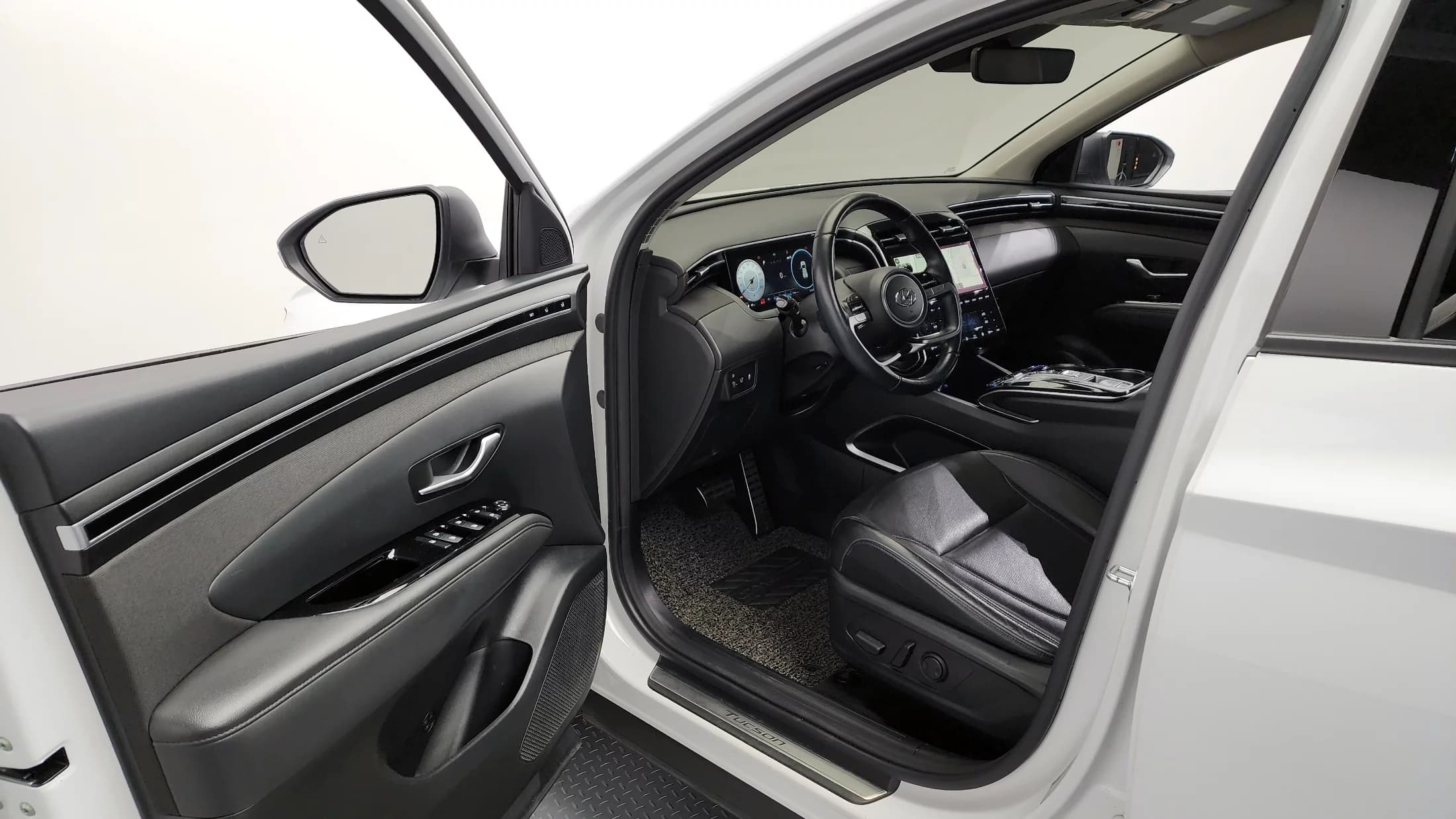 Hyundai Tucson Gasoline 1.6 Turbo 4WD Inspiration, 2022 г. 50698 км. — фото 10