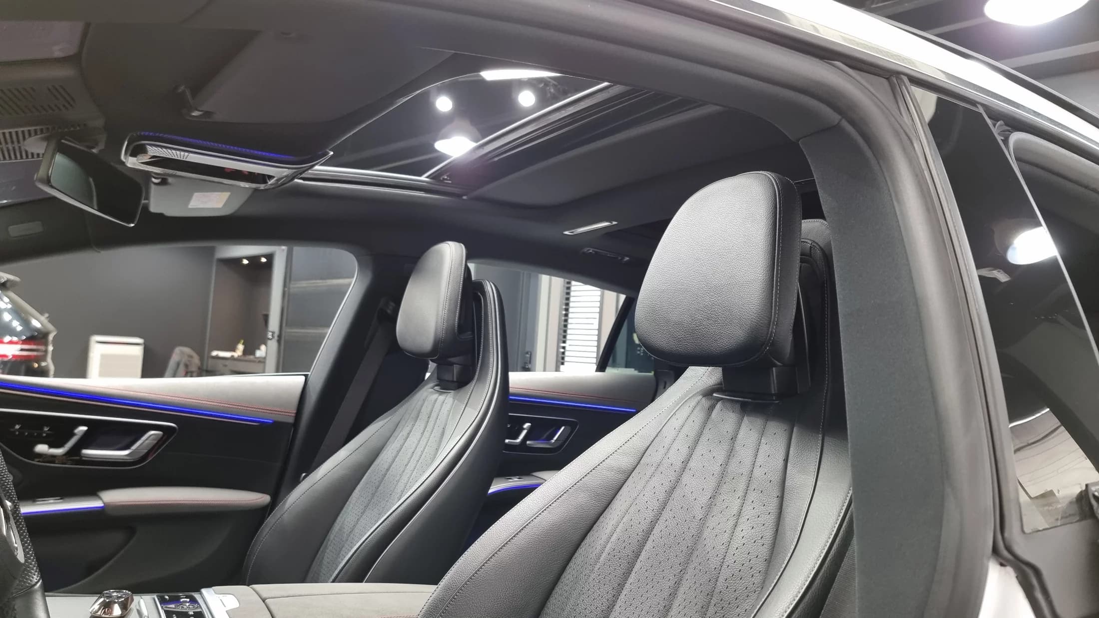 Mercedes-Benz EQS EQS450+, электромобиль, 2022 г. 50974 км. — фото 17