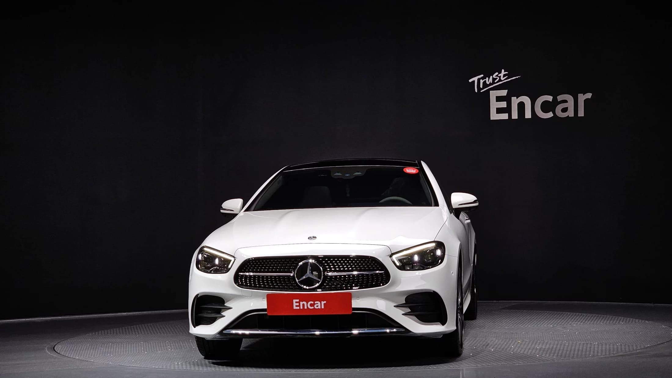 Mercedes-Benz E-Class E450 4MATIC Coupe, 2021 г. 22516 км. — фото 3