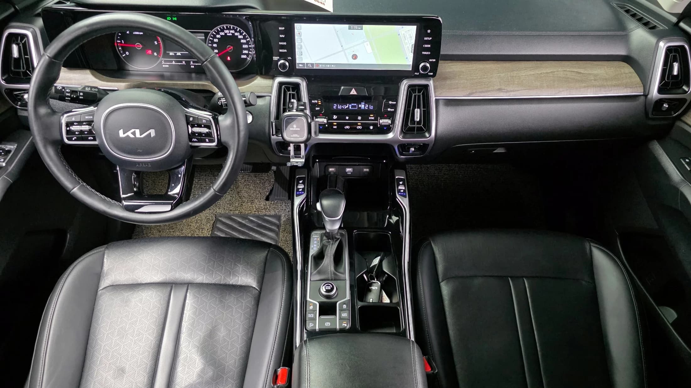 Kia Sorento Diesel 2.2 2WD Prestige, 2022 г. 114428 км. — фото 7