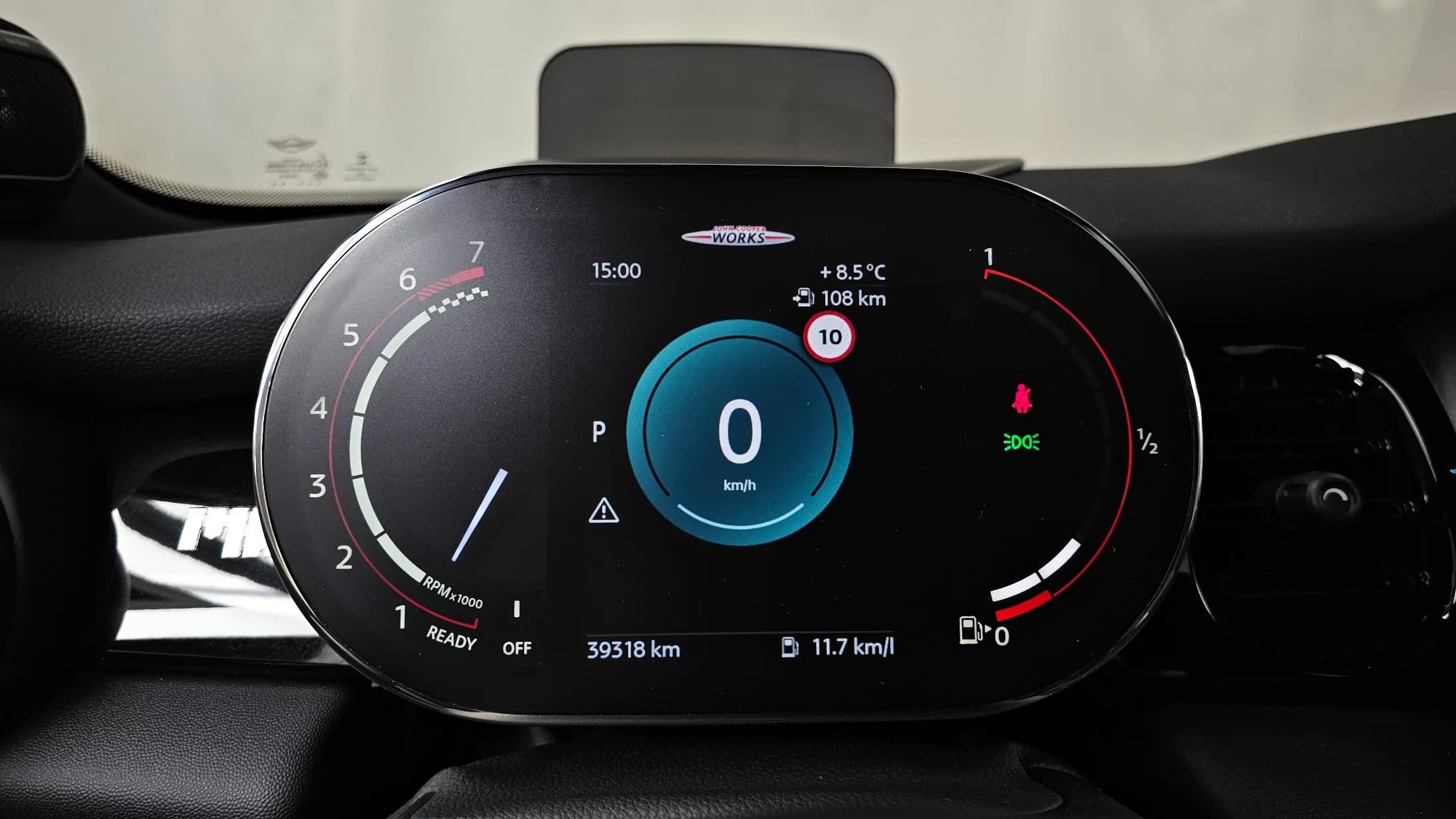 MINI Cooper JCW Pat Moss Edition 3rd, 2023 г. 39375 км. — фото 8