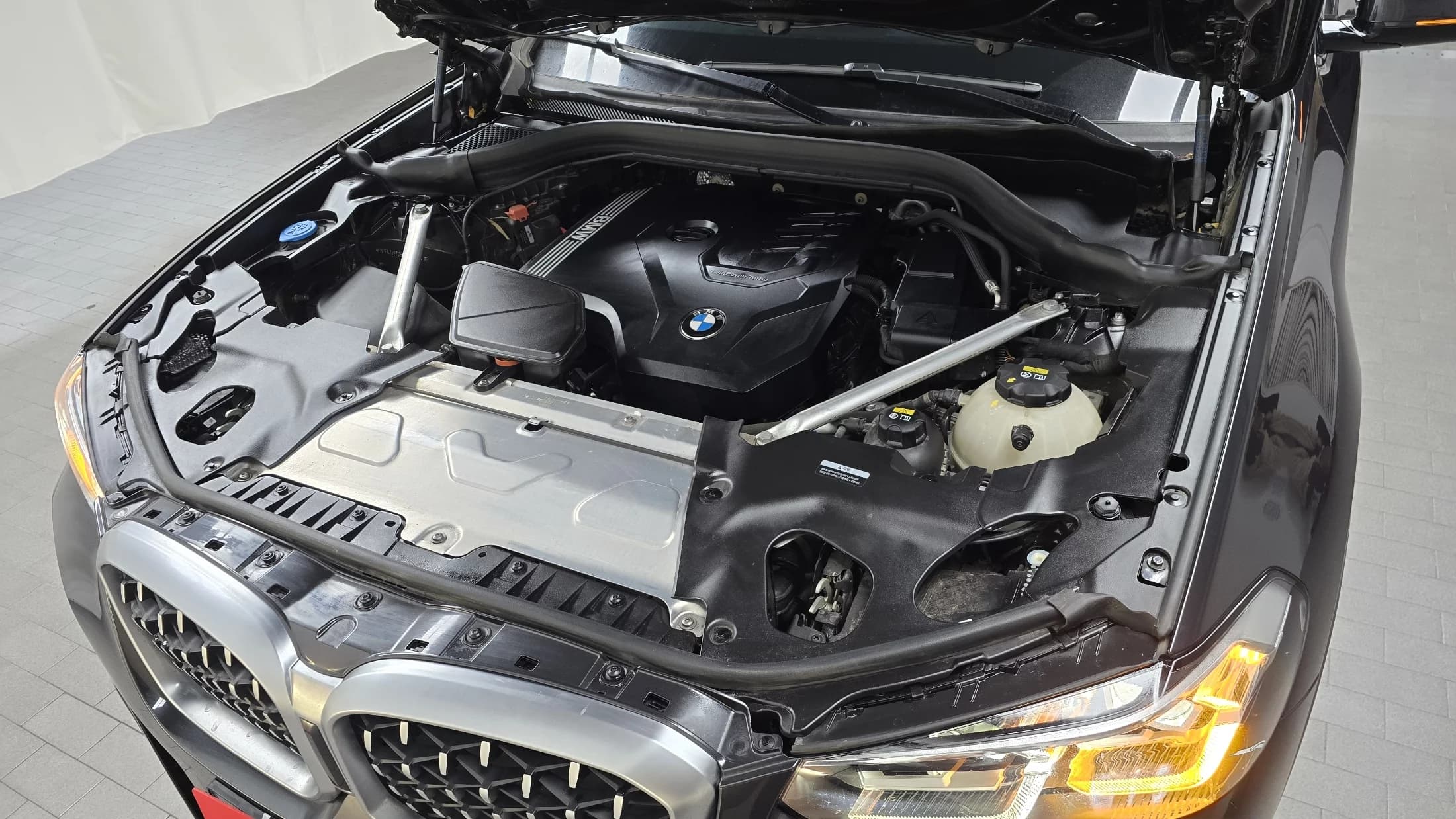 BMW X4 xDrive20i M Sport, 2022 г. 53045 км. — фото 6