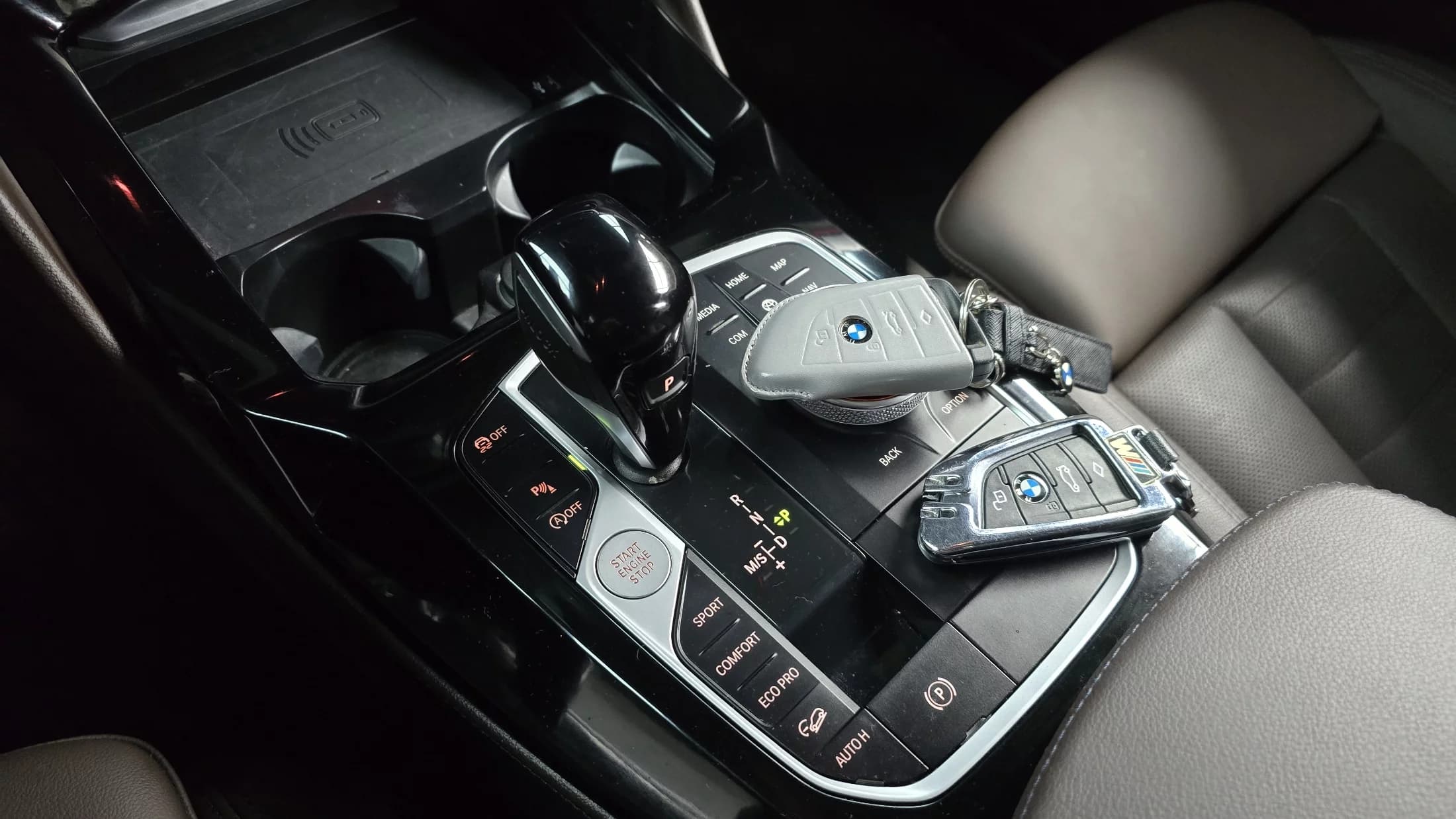 BMW X4 xDrive20i M Sport, 2022 г. 53045 км. — фото 9