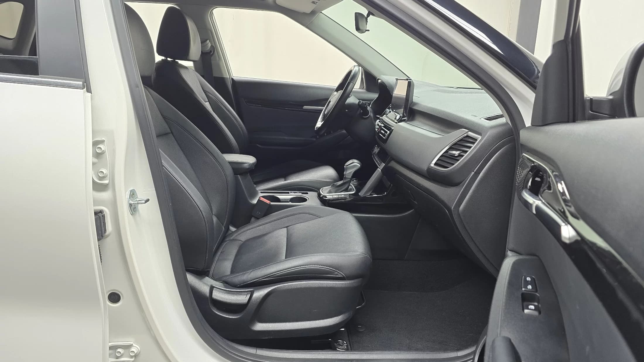 Kia Seltos Gasoline 1.6 Turbo 2WD Trendy, 2022 г. 89946 км. — фото 10