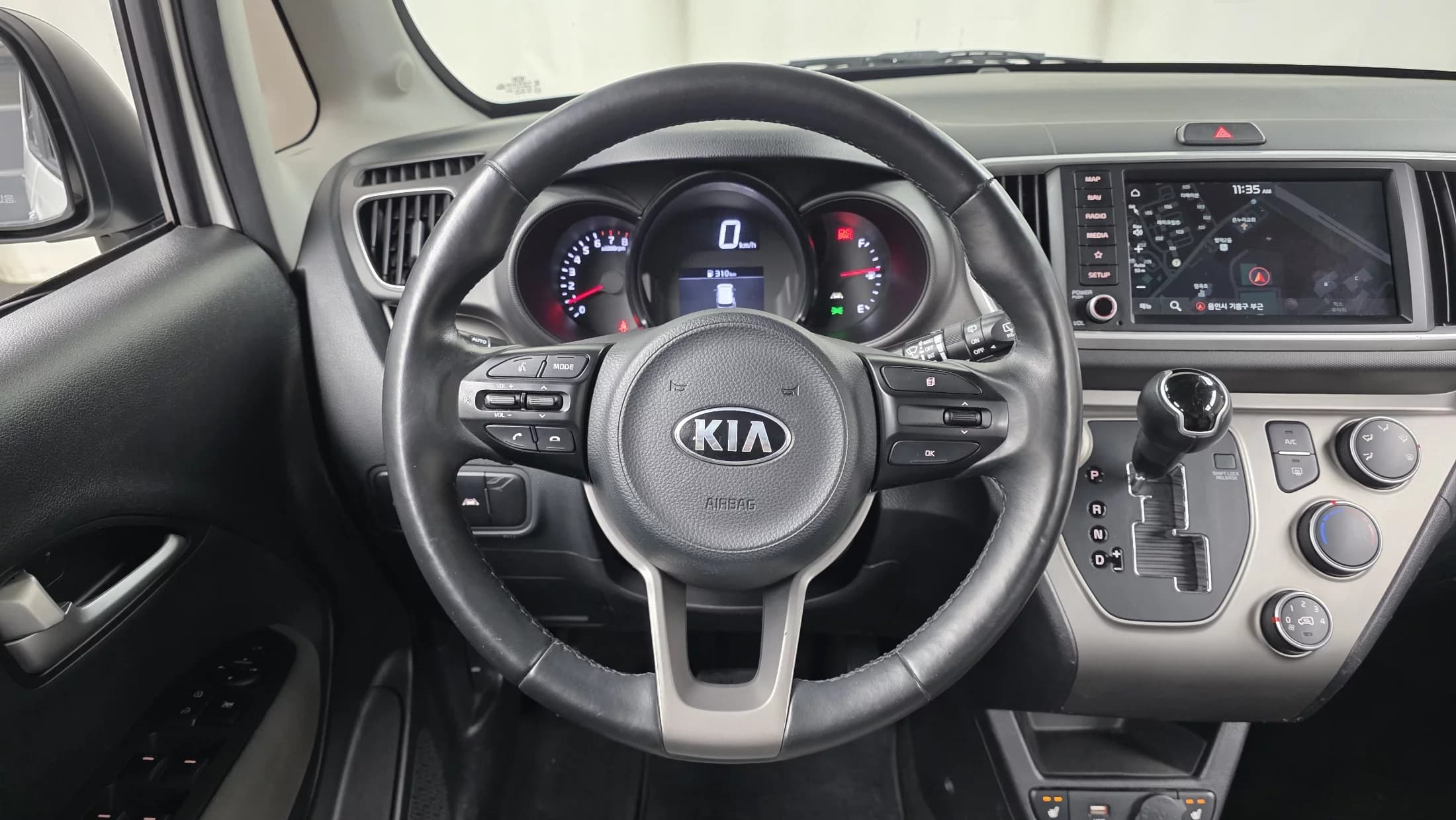 Kia RAY Prestige, 2021 г. 126208 км. — фото 13