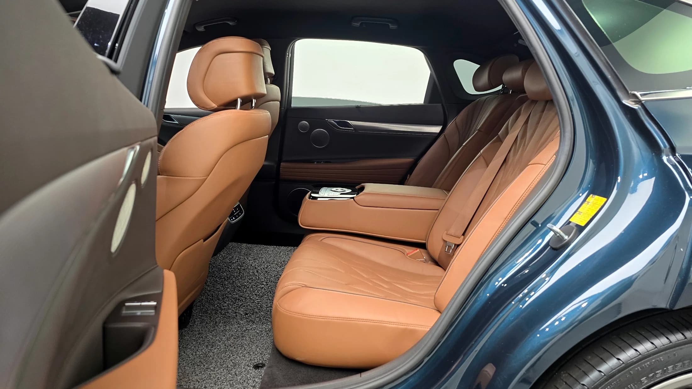 Genesis G80 Gasoline 2.5 Turbo AWD, 2021 г. 67838 км. — фото 13