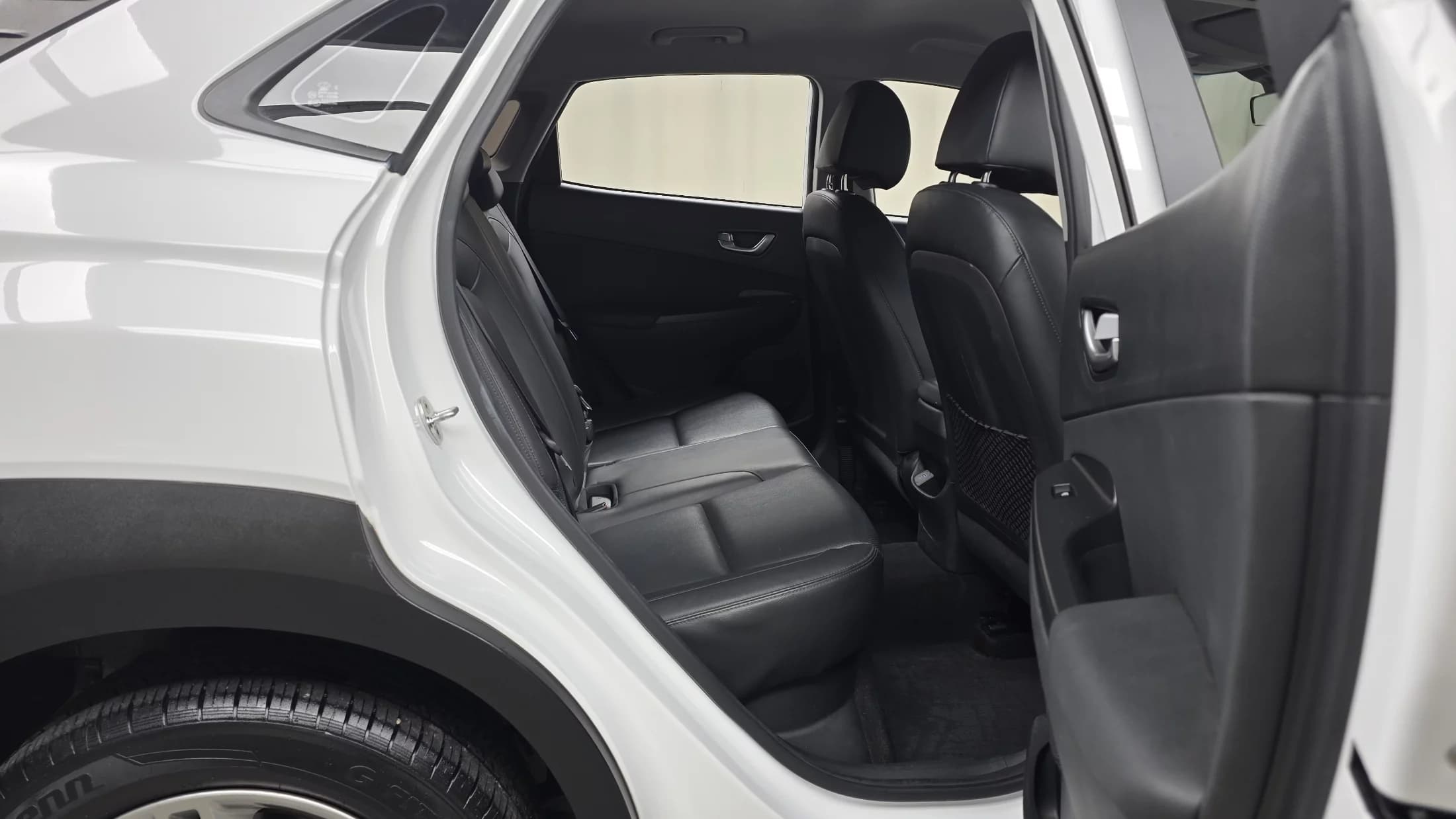 Hyundai Kona Gasoline 1.6 Turbo 2WD Smart, 2021 г. 129787 км. — фото 12