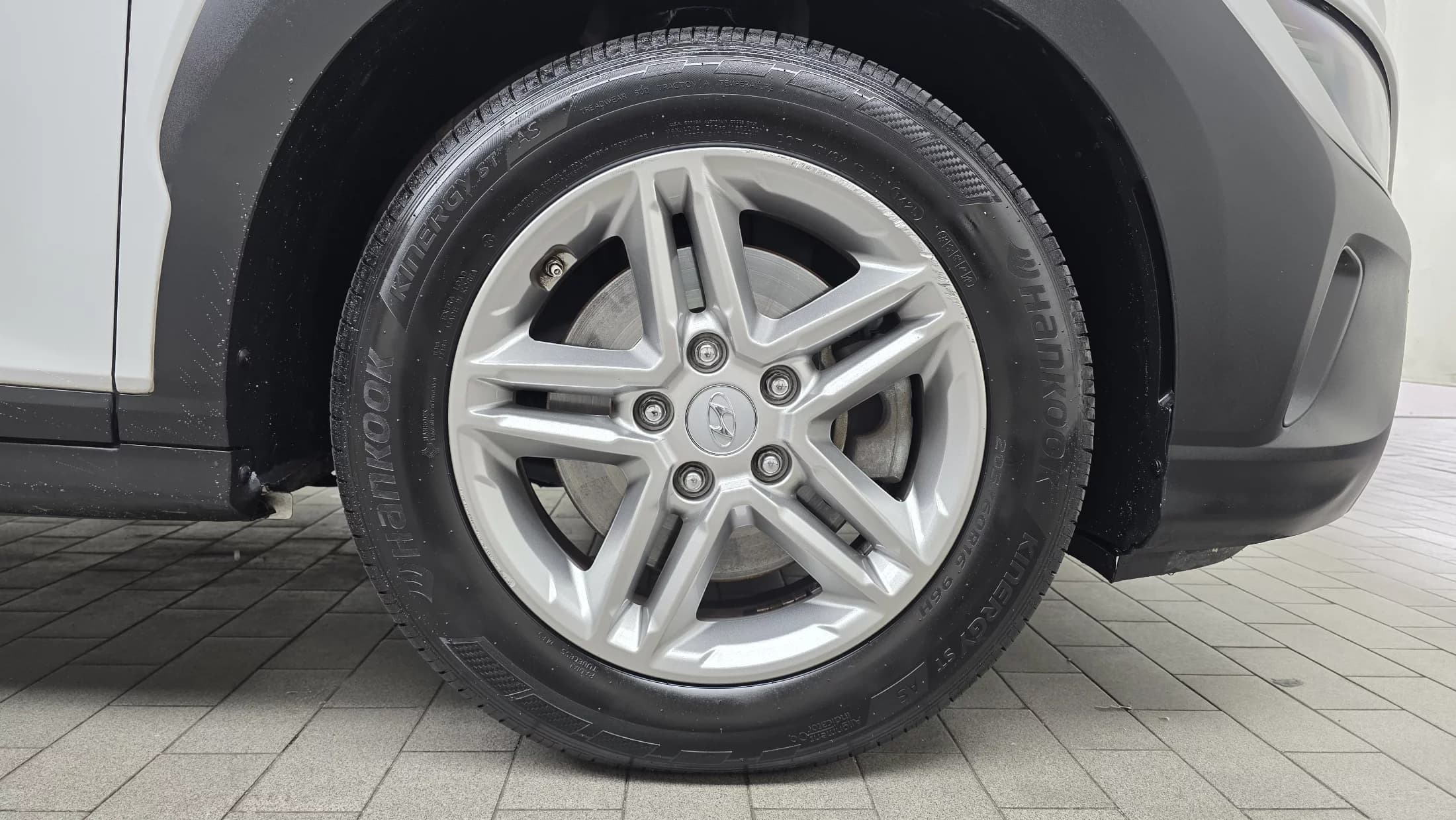 Hyundai Kona Gasoline 1.6 Turbo 2WD Smart, 2021 г. 129787 км. — фото 5