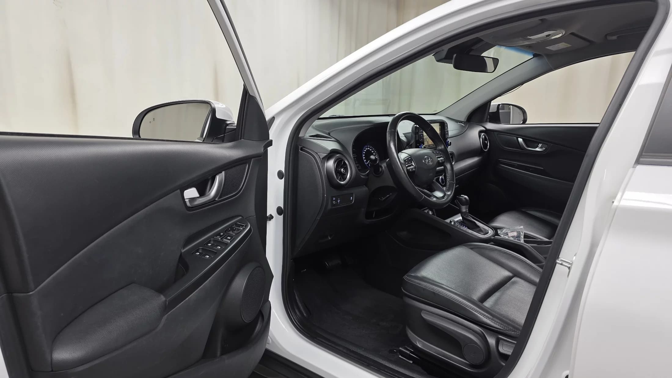 Hyundai Kona Gasoline 1.6 Turbo 2WD Smart, 2021 г. 129787 км. — фото 10
