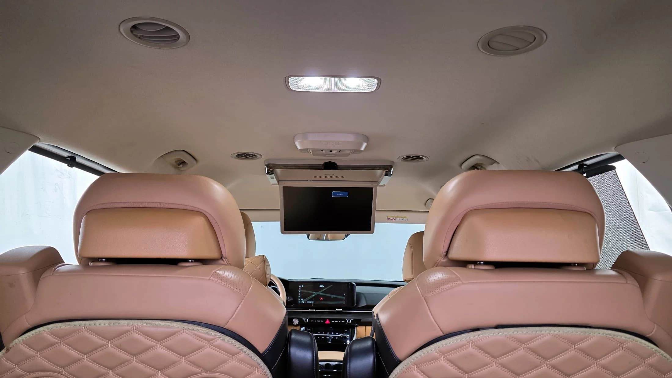 Kia Carnival 7-Seater Signature, 2021 г. 95971 км. — фото 17