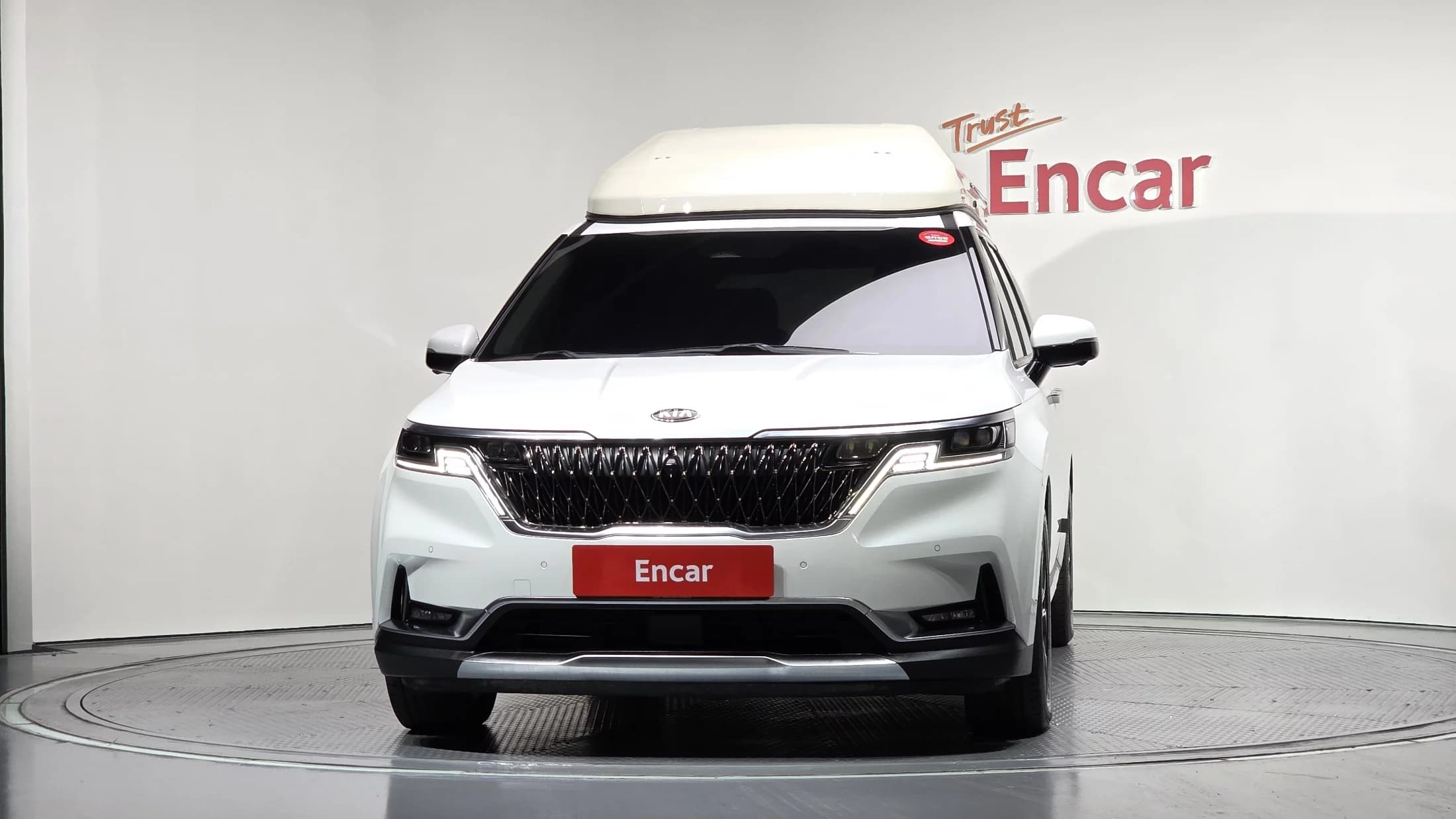 Kia Carnival 7-Seater Signature, 2021 г. 95971 км. — фото 3