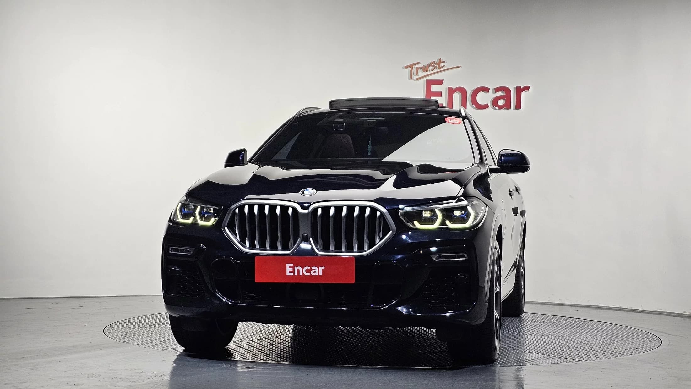 BMW X6 xDrive40i M Sport, 2021 г. 79996 км. — фото 3