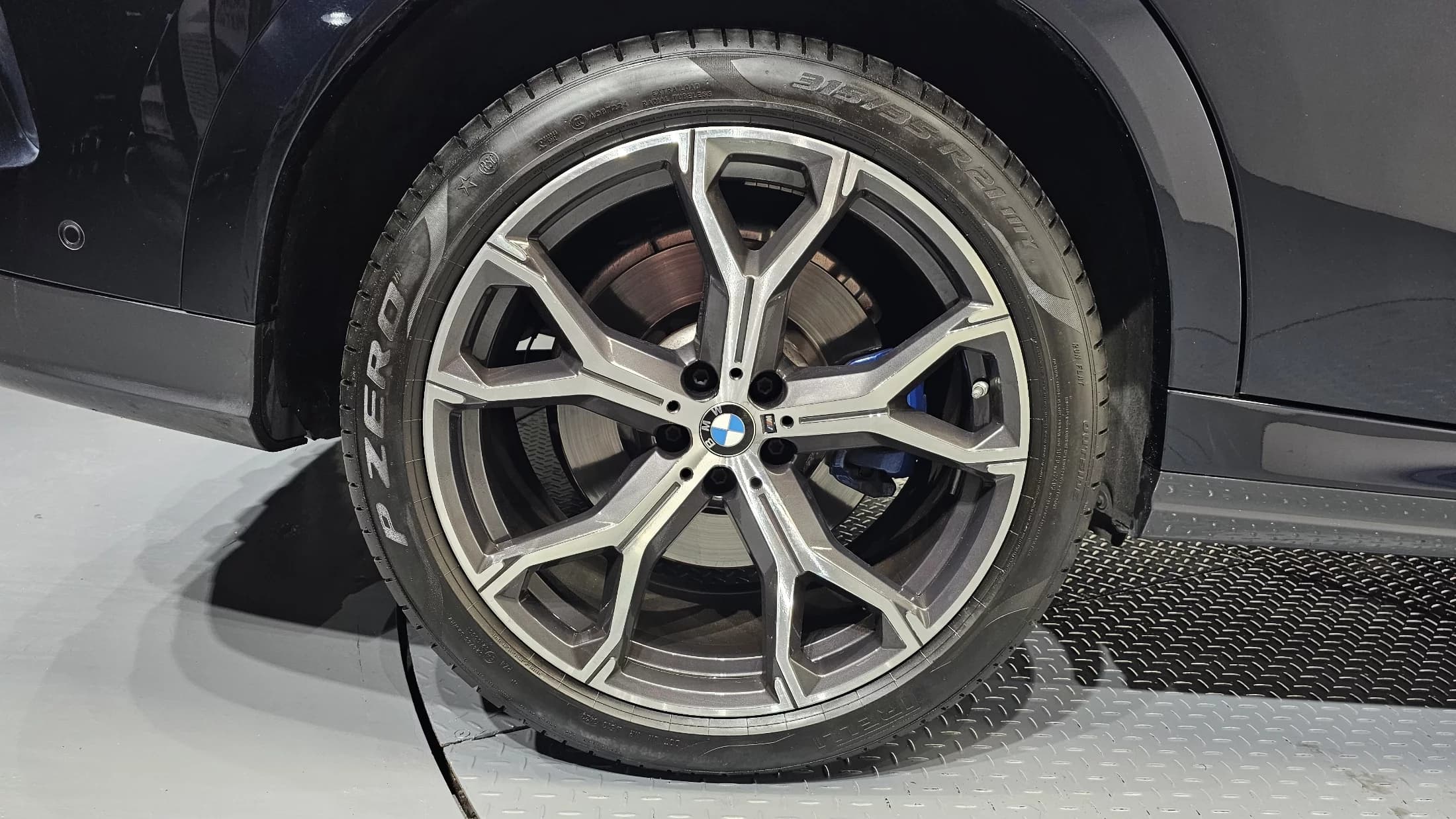 BMW X6 xDrive40i M Sport, 2021 г. 79996 км. — фото 5