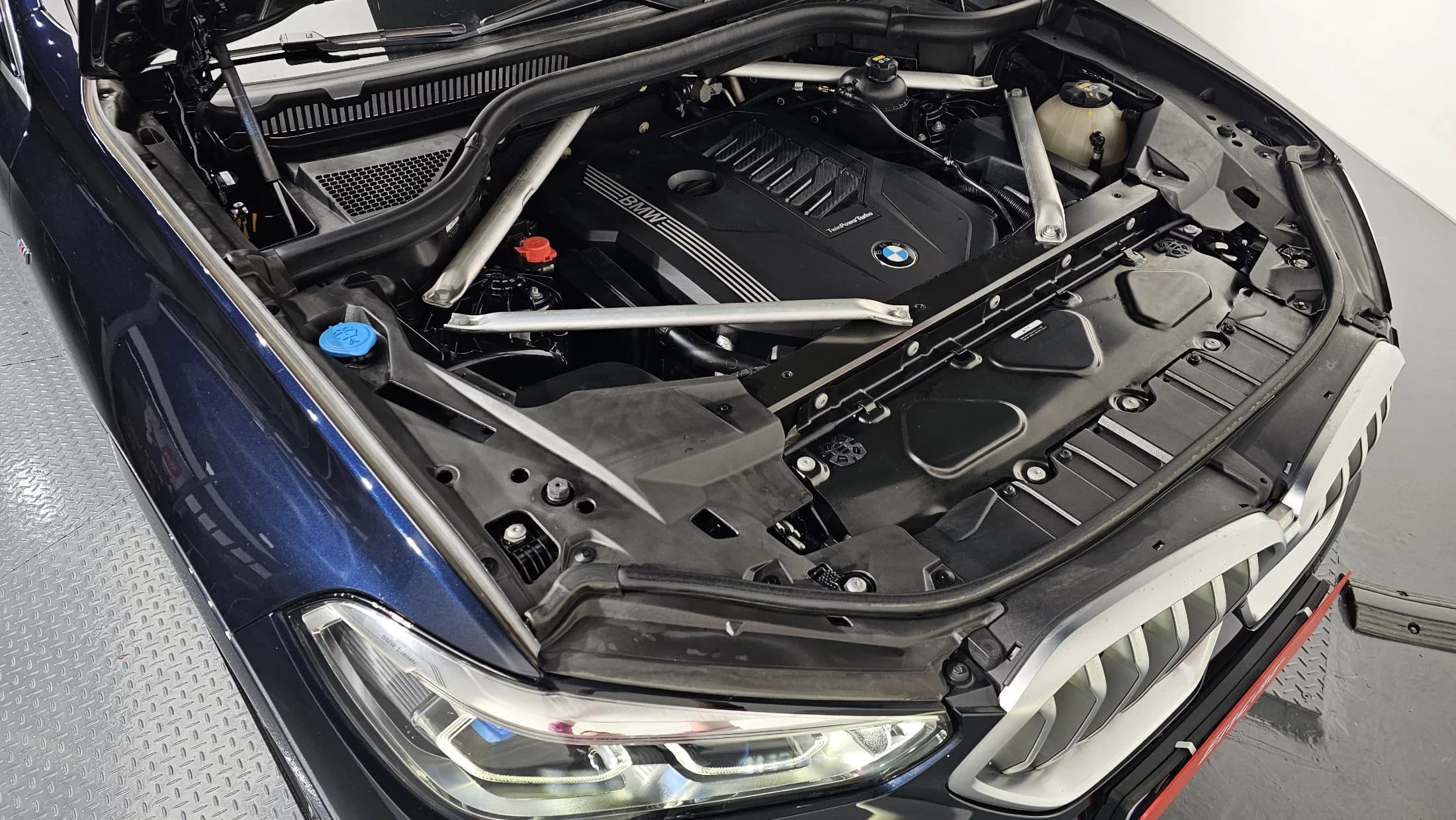 BMW X6 xDrive40i M Sport, 2021 г. 79996 км. — фото 6