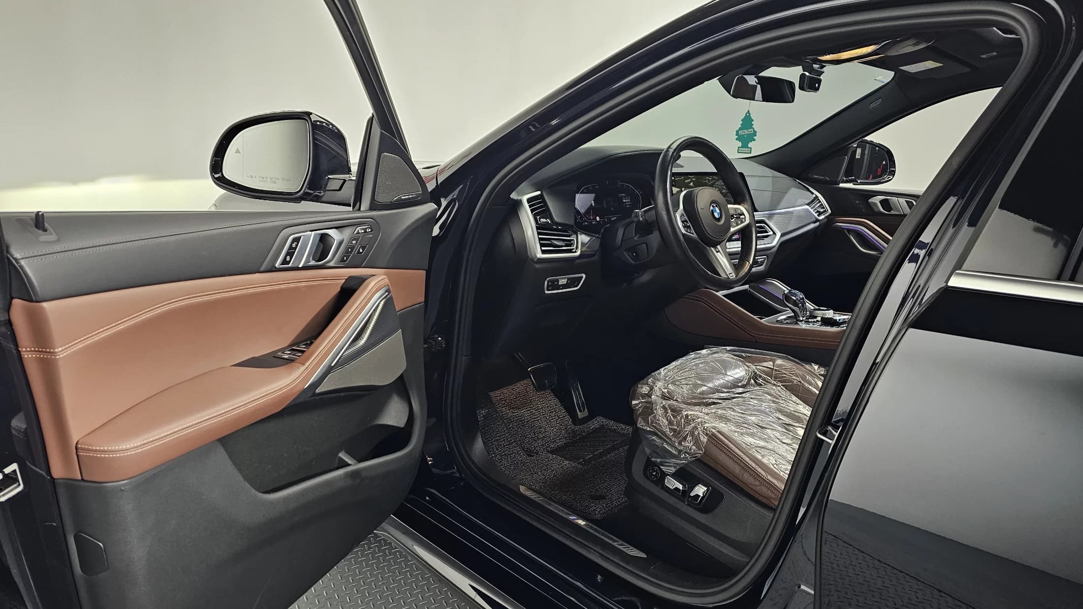 BMW X6 xDrive40i M Sport, 2021 г. 79996 км. — фото 10