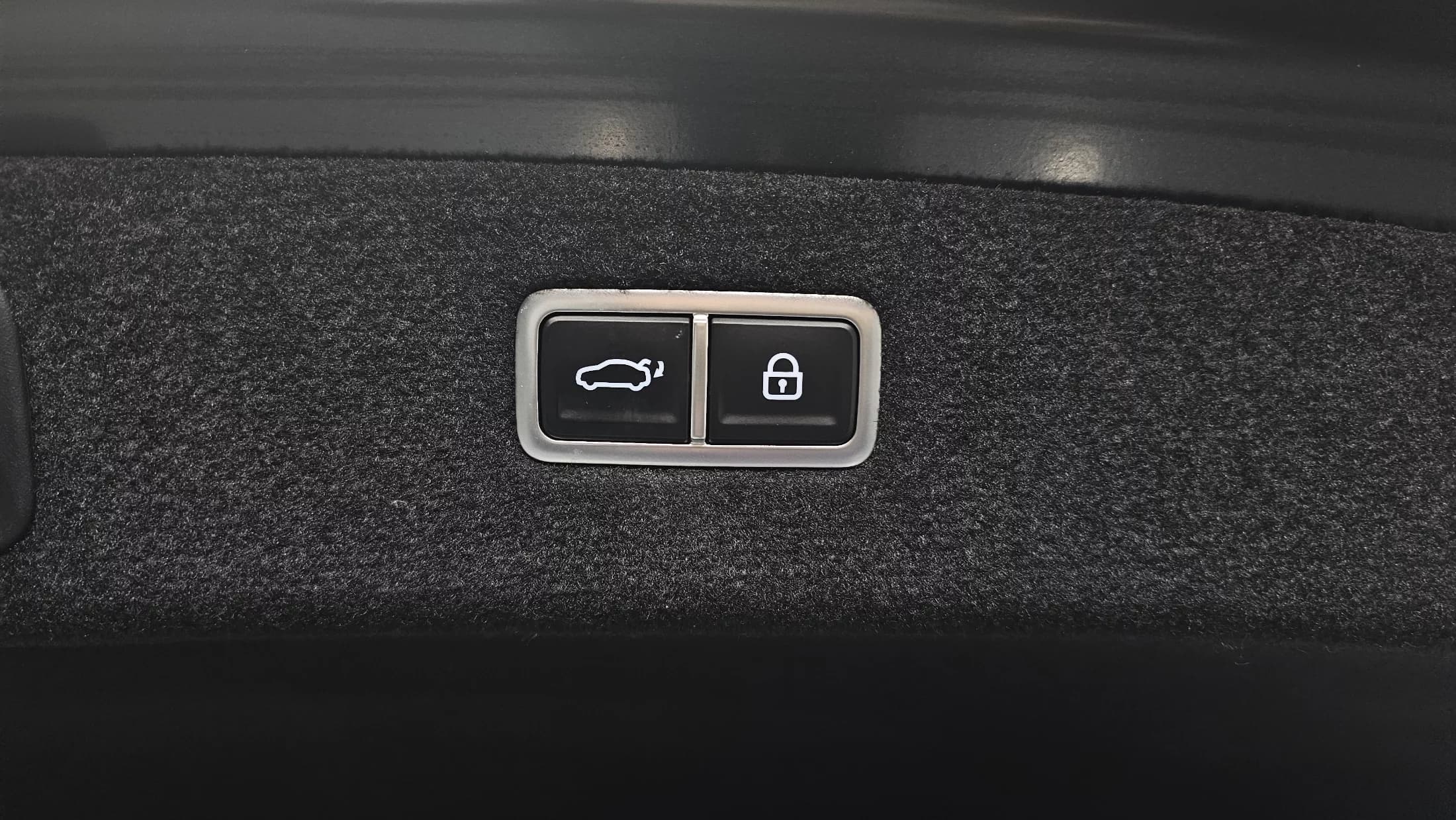 Genesis G90 Gasoline 3.5 Turbo AWD, 2022 г. 21589 км. — фото 20