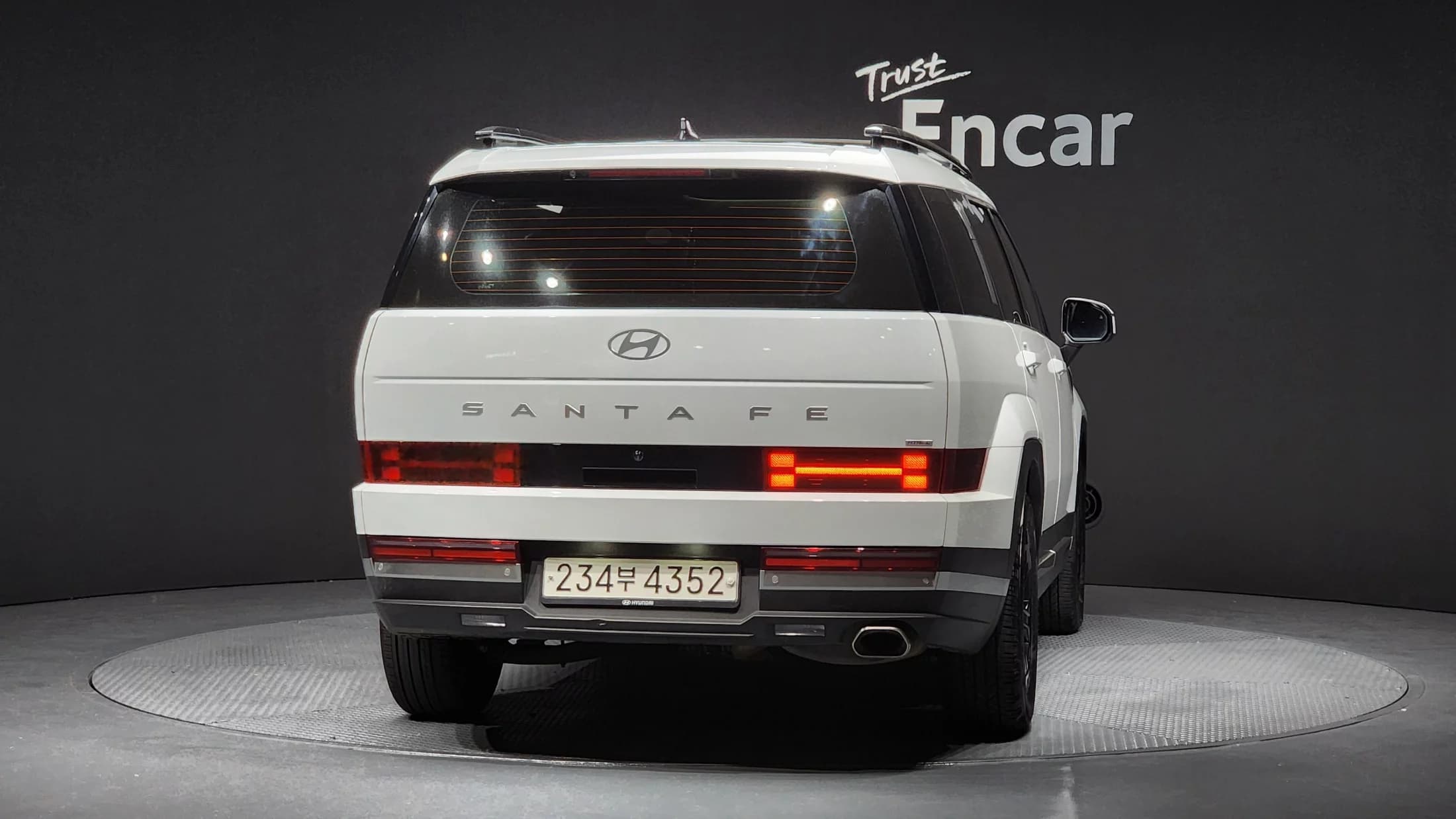 Hyundai Santa Fe Gasoline 2.5T 4WD Prestige, 2024 г. 36975 км. — фото 4