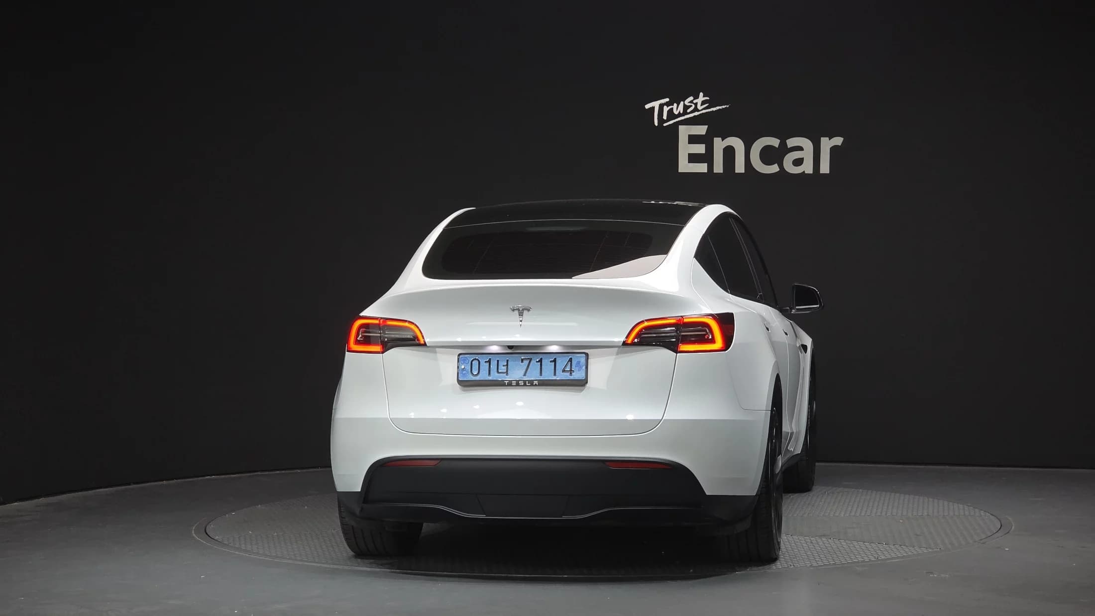 Tesla Model Y RWD, электромобиль, 2024 г. 21156 км. — фото 4