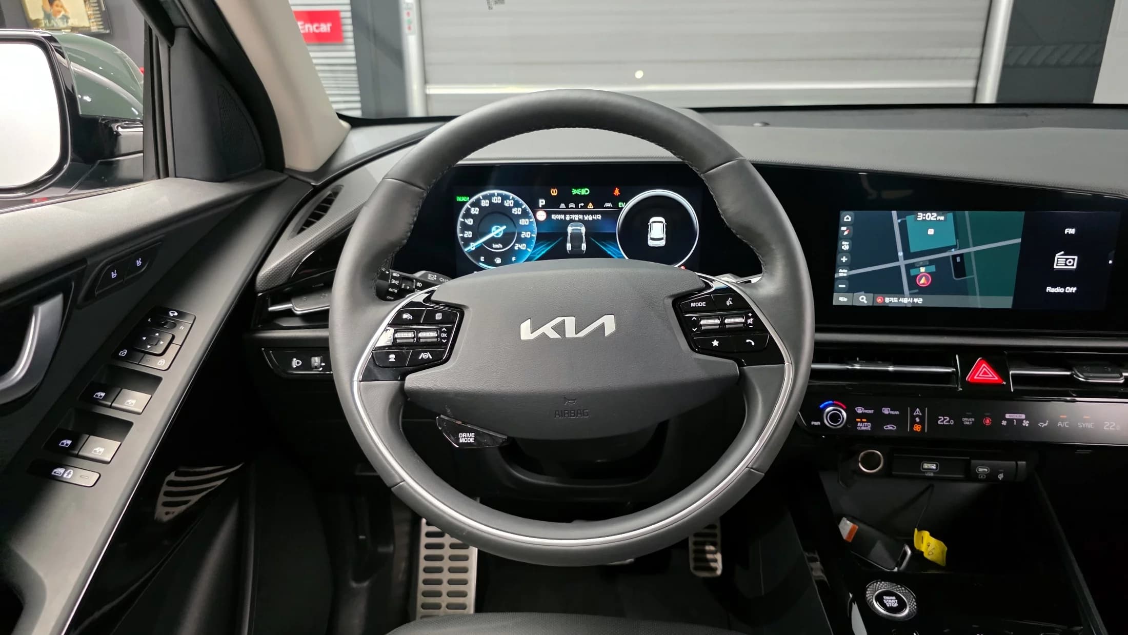 Kia Niro Signature, гибрид, 2022 г. 48024 км. — фото 13